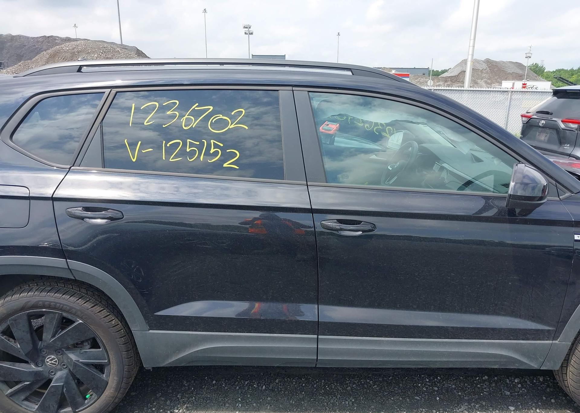 2024 VOLKSWAGEN TAOS SE