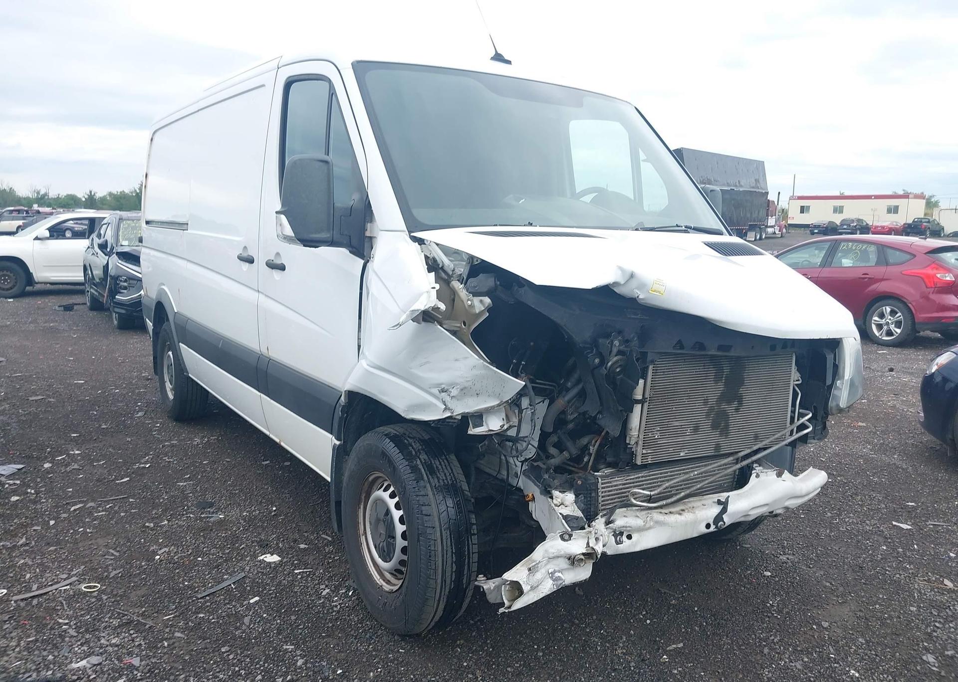 2017 MERCEDES-BENZ SPRINTER 2500 STANDARD ROOF V6