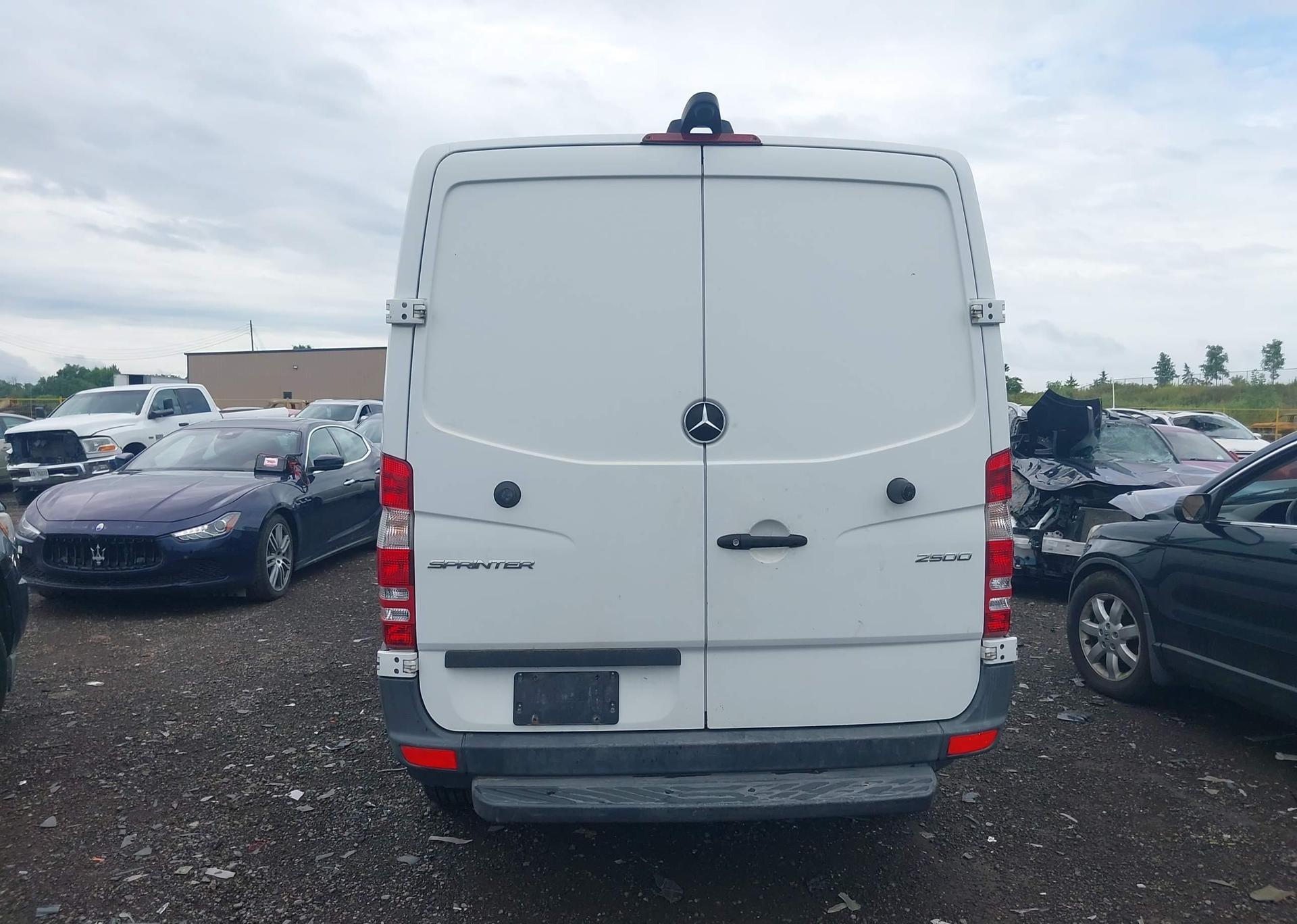2017 MERCEDES-BENZ SPRINTER 2500 STANDARD ROOF V6