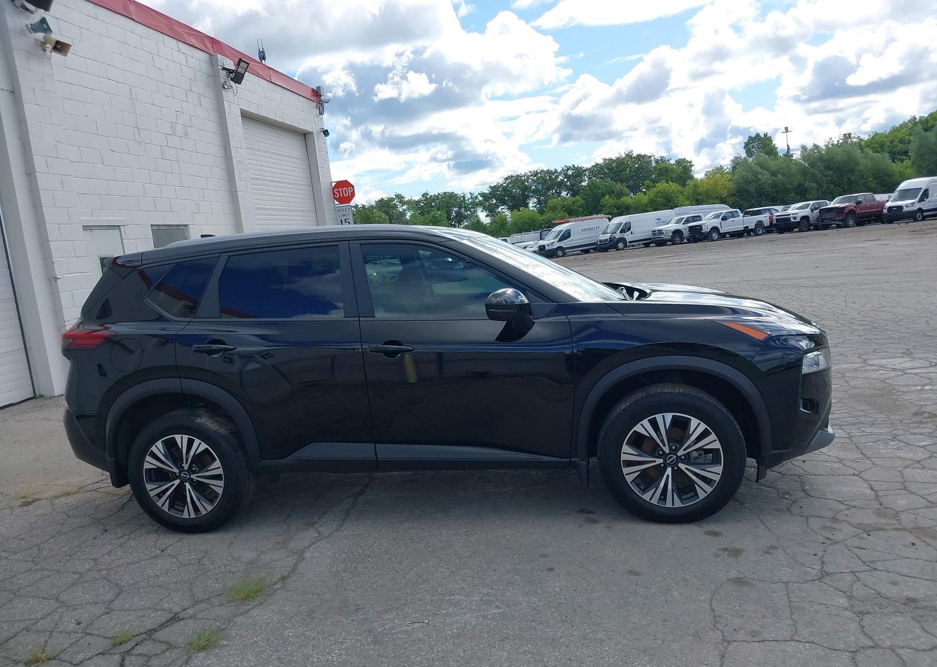 2023 NISSAN ROGUE SV
