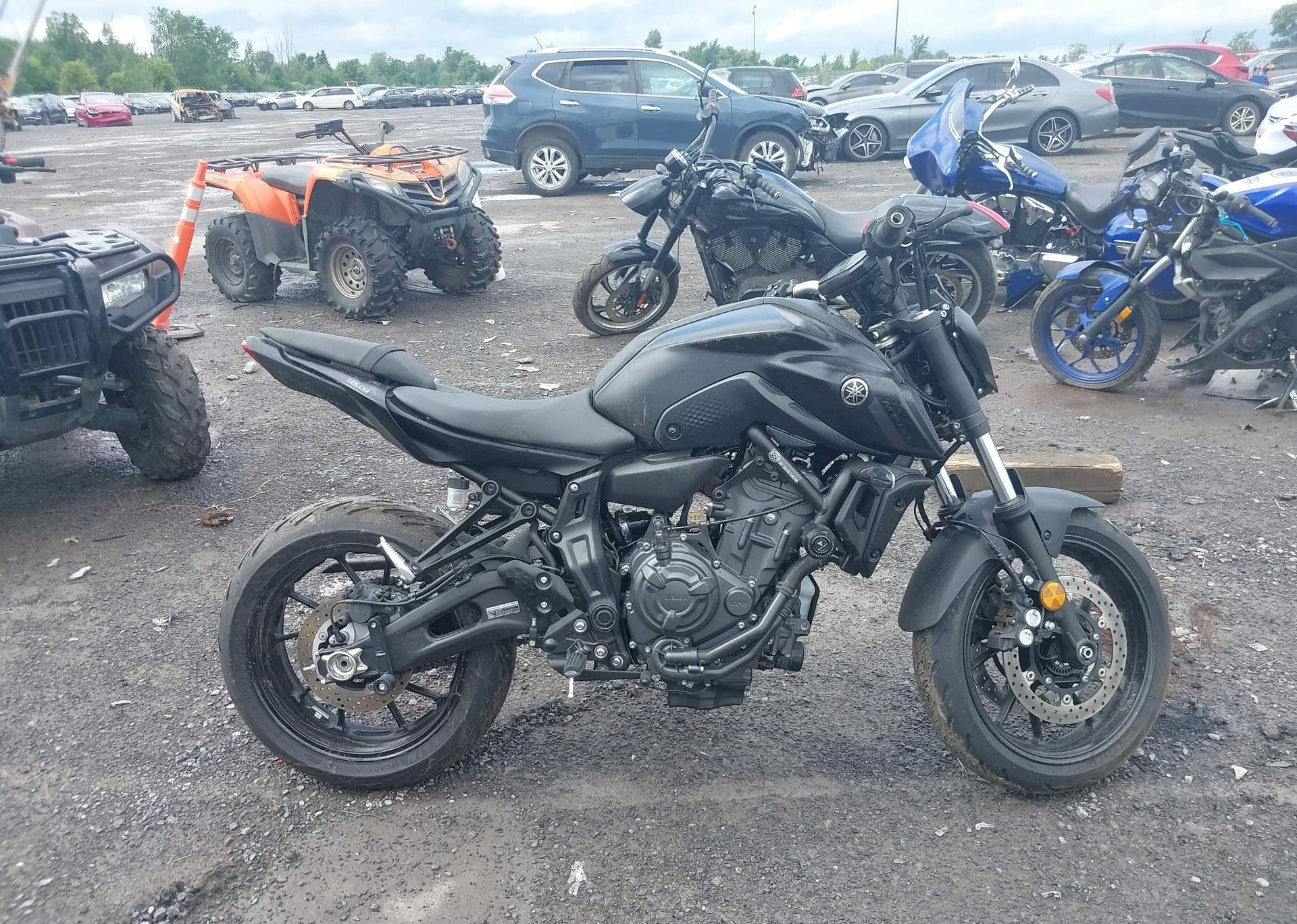 2022 YAMAHA MT07