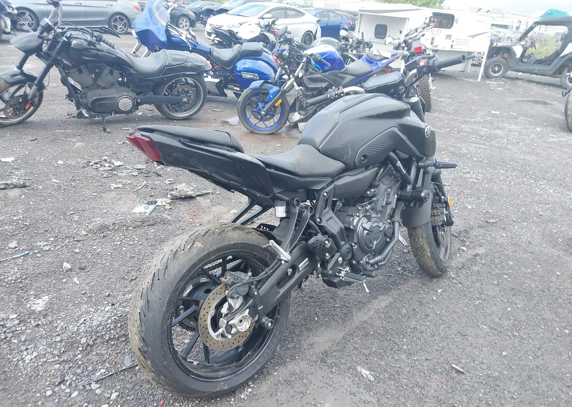 2022 YAMAHA MT07
