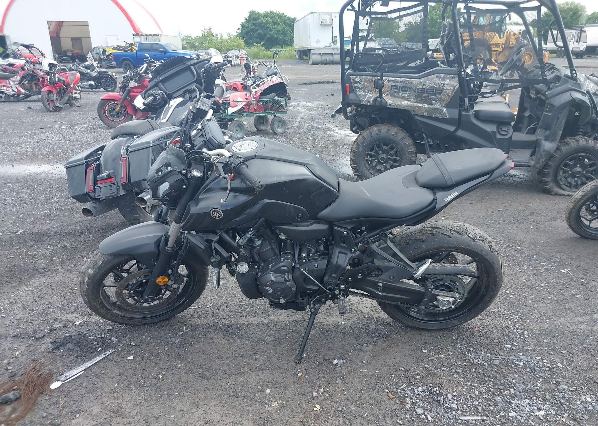 2022 YAMAHA MT07