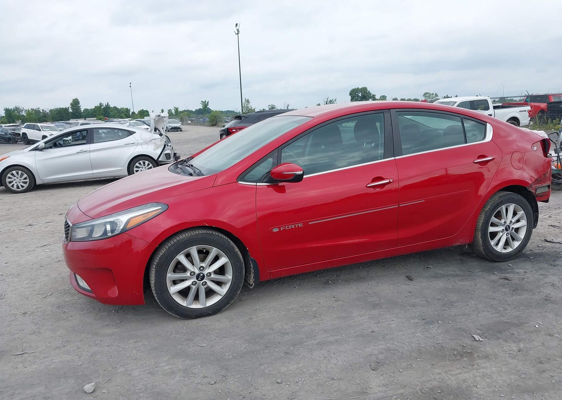 2017 KIA FORTE