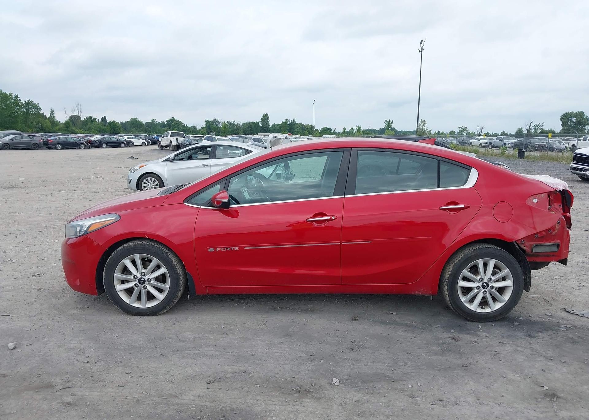 2017 KIA FORTE