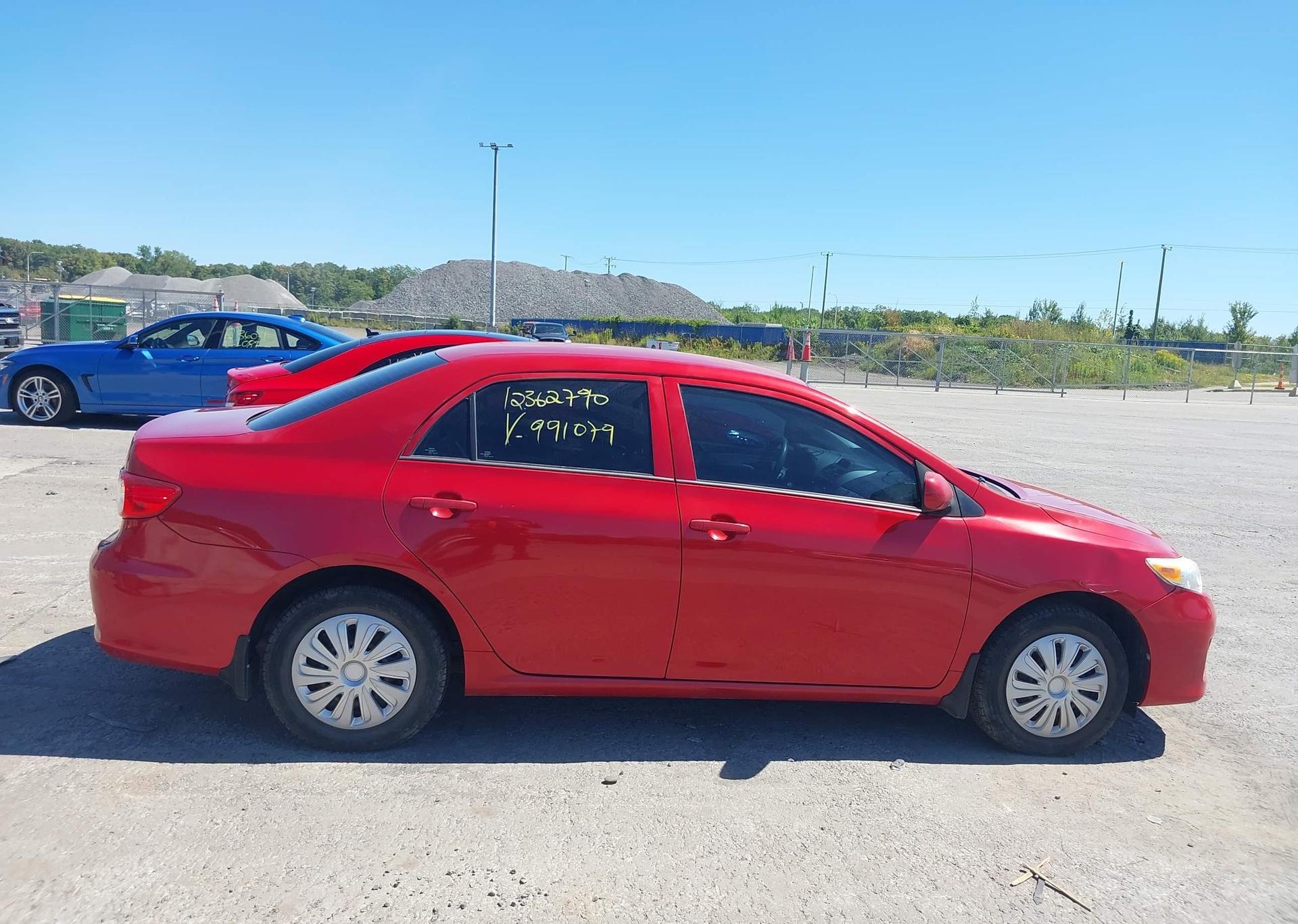 2013 TOYOTA COROLLA S