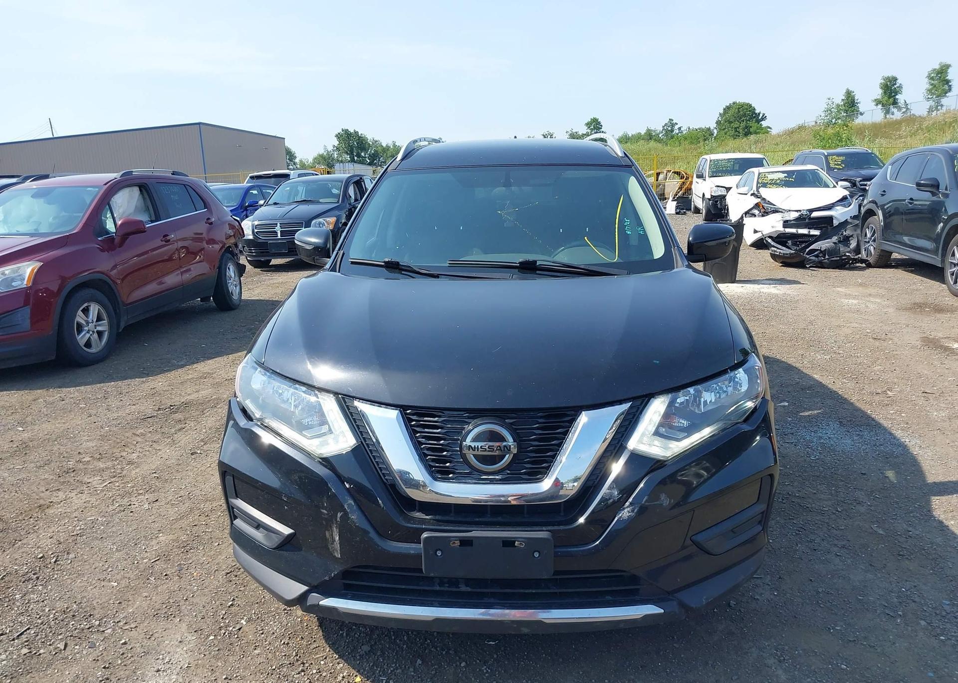 2019 NISSAN ROGUE S