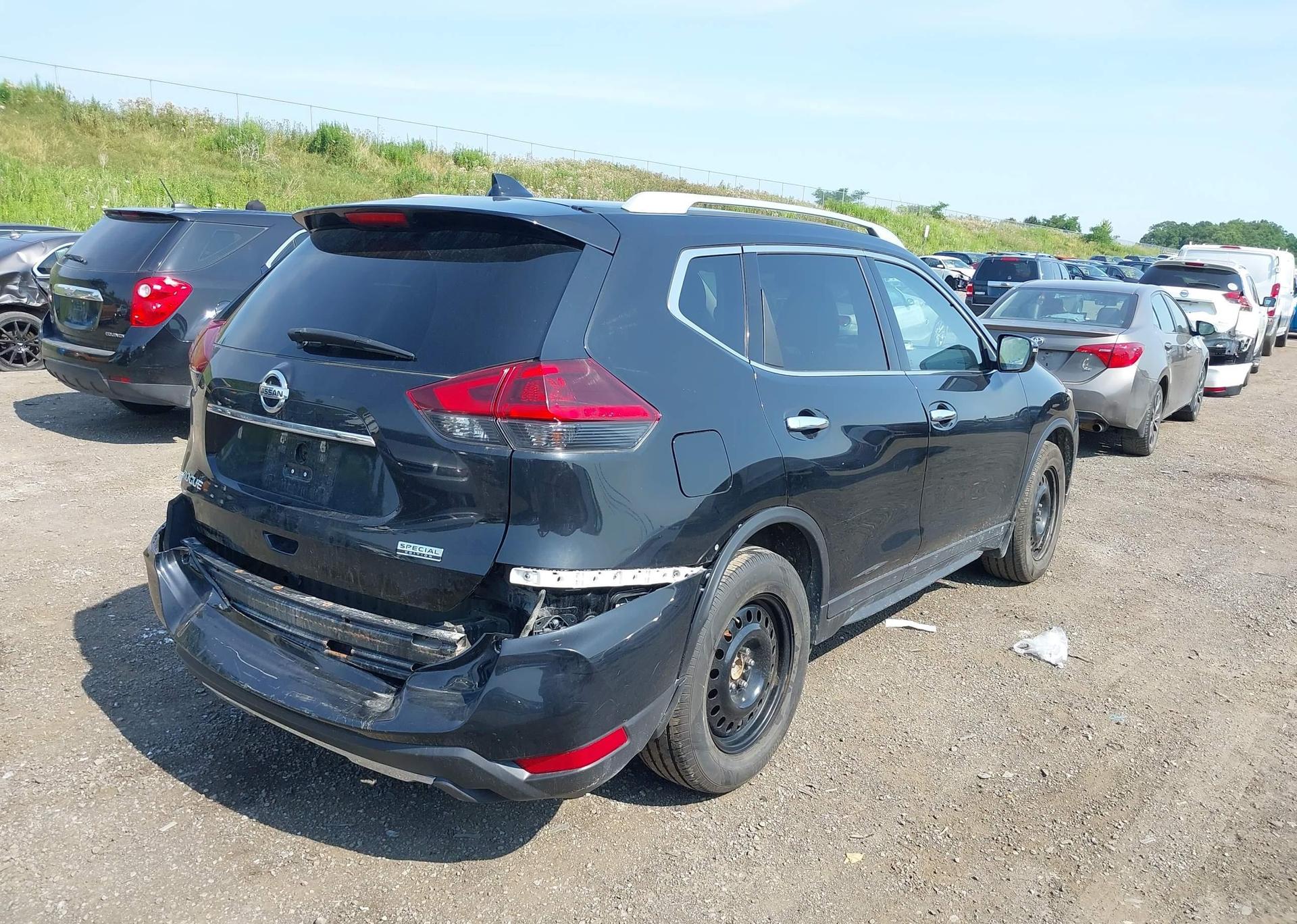 2019 NISSAN ROGUE S