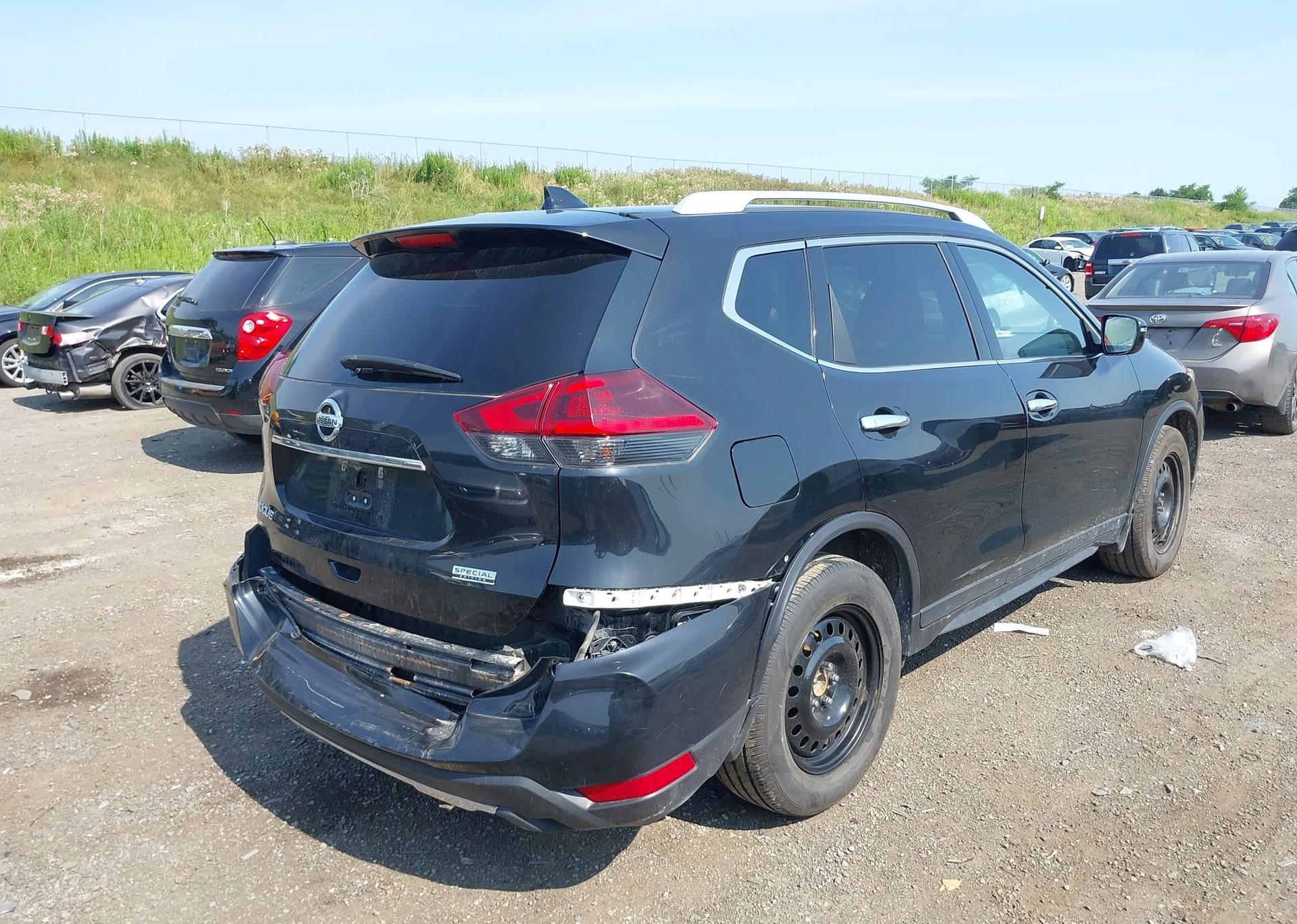 2019 NISSAN ROGUE S