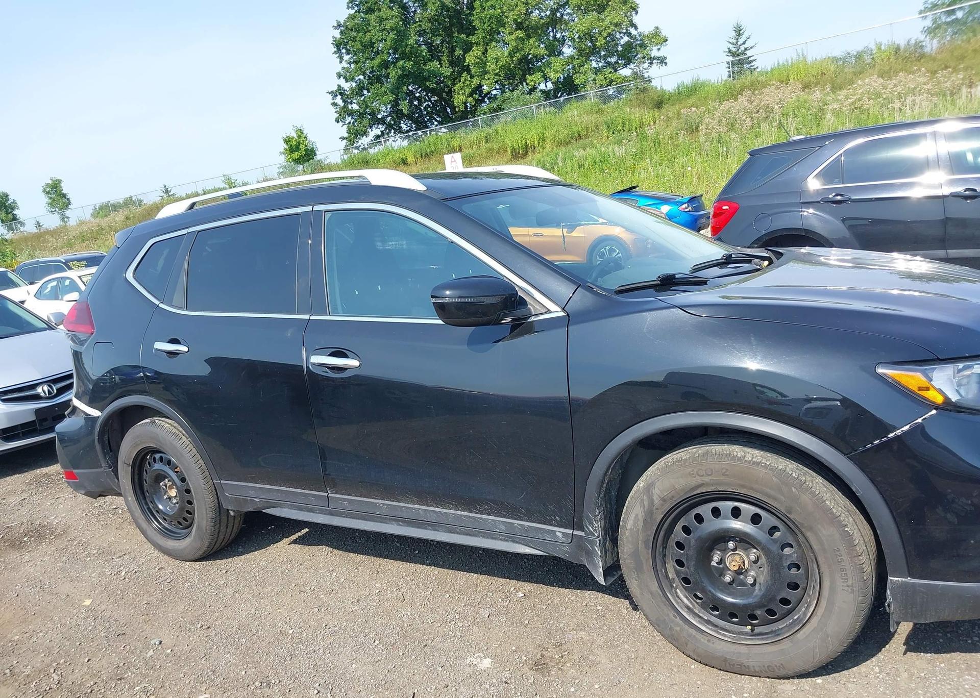 2019 NISSAN ROGUE S