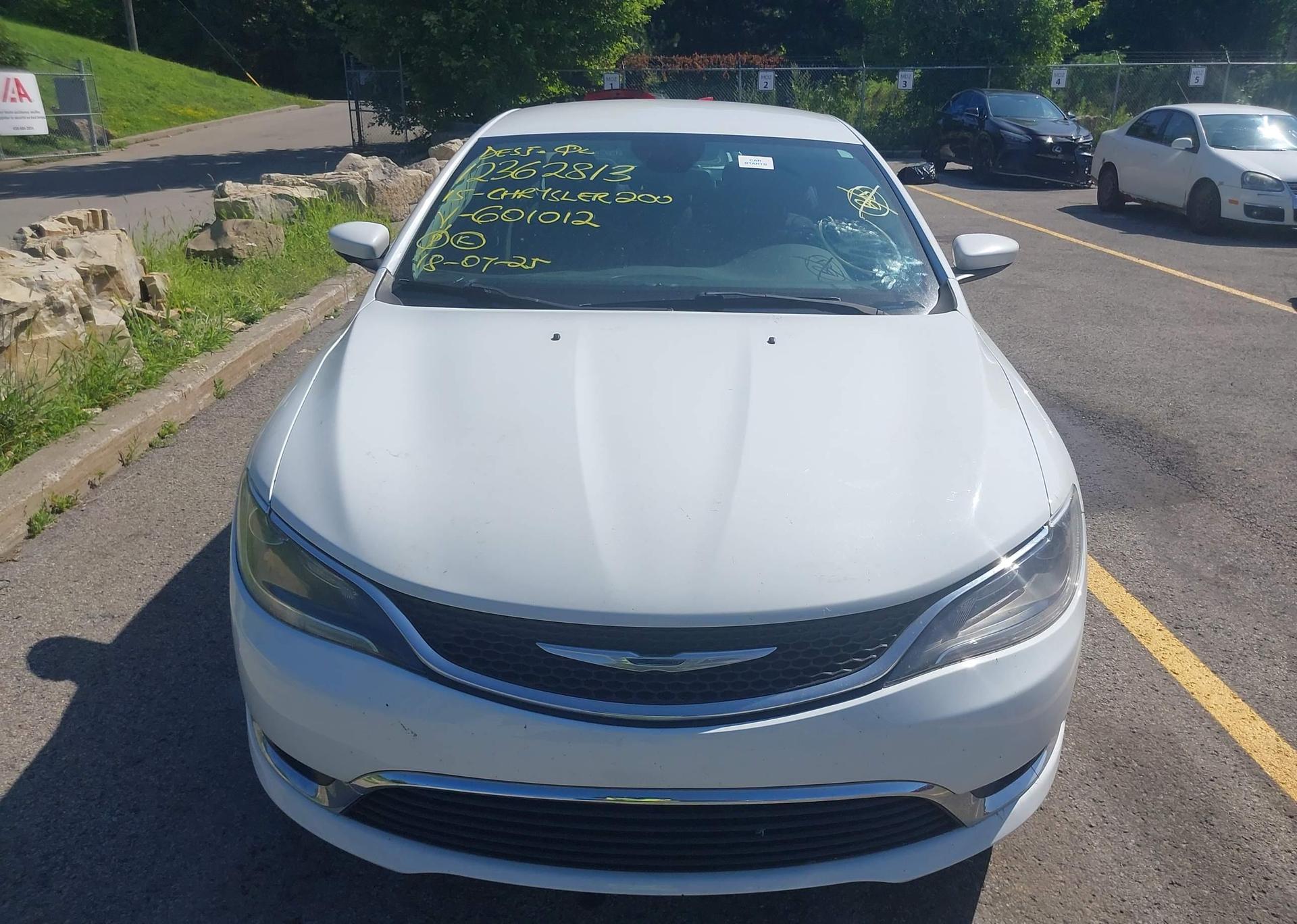 2015 CHRYSLER 200 LIMITED