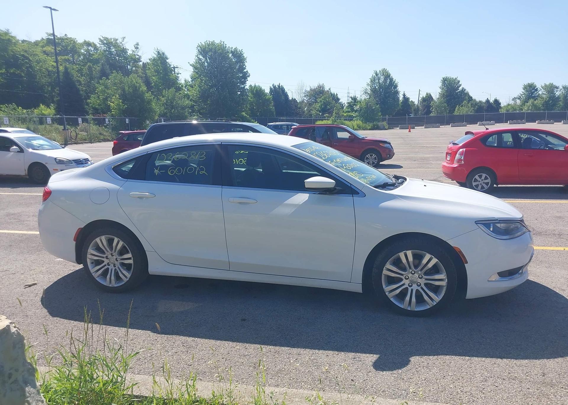 2015 CHRYSLER 200 LIMITED