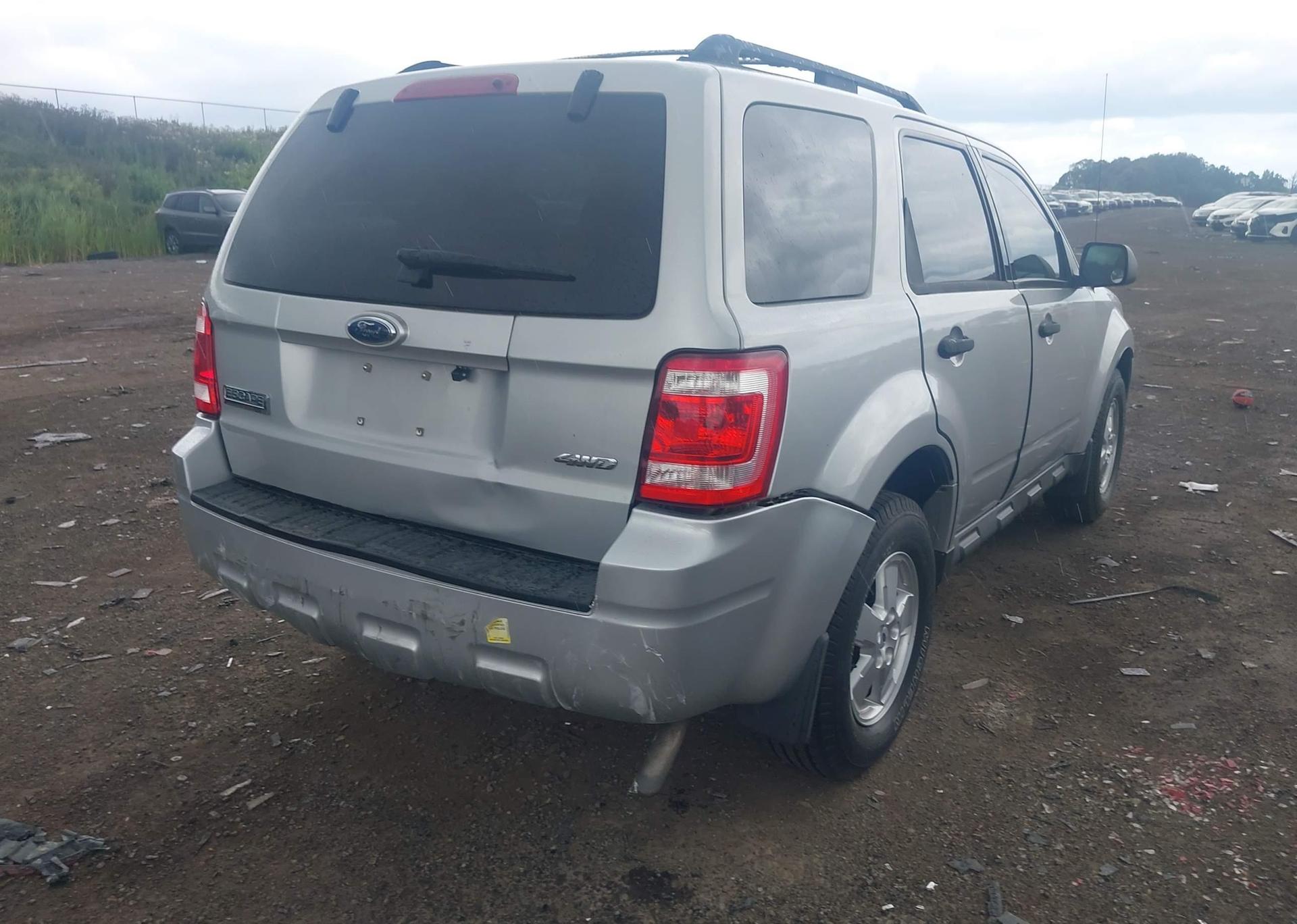 2009 FORD ESCAPE XLT