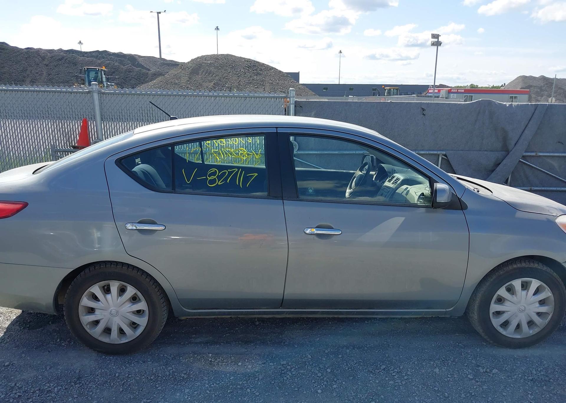 2012 NISSAN VERSA