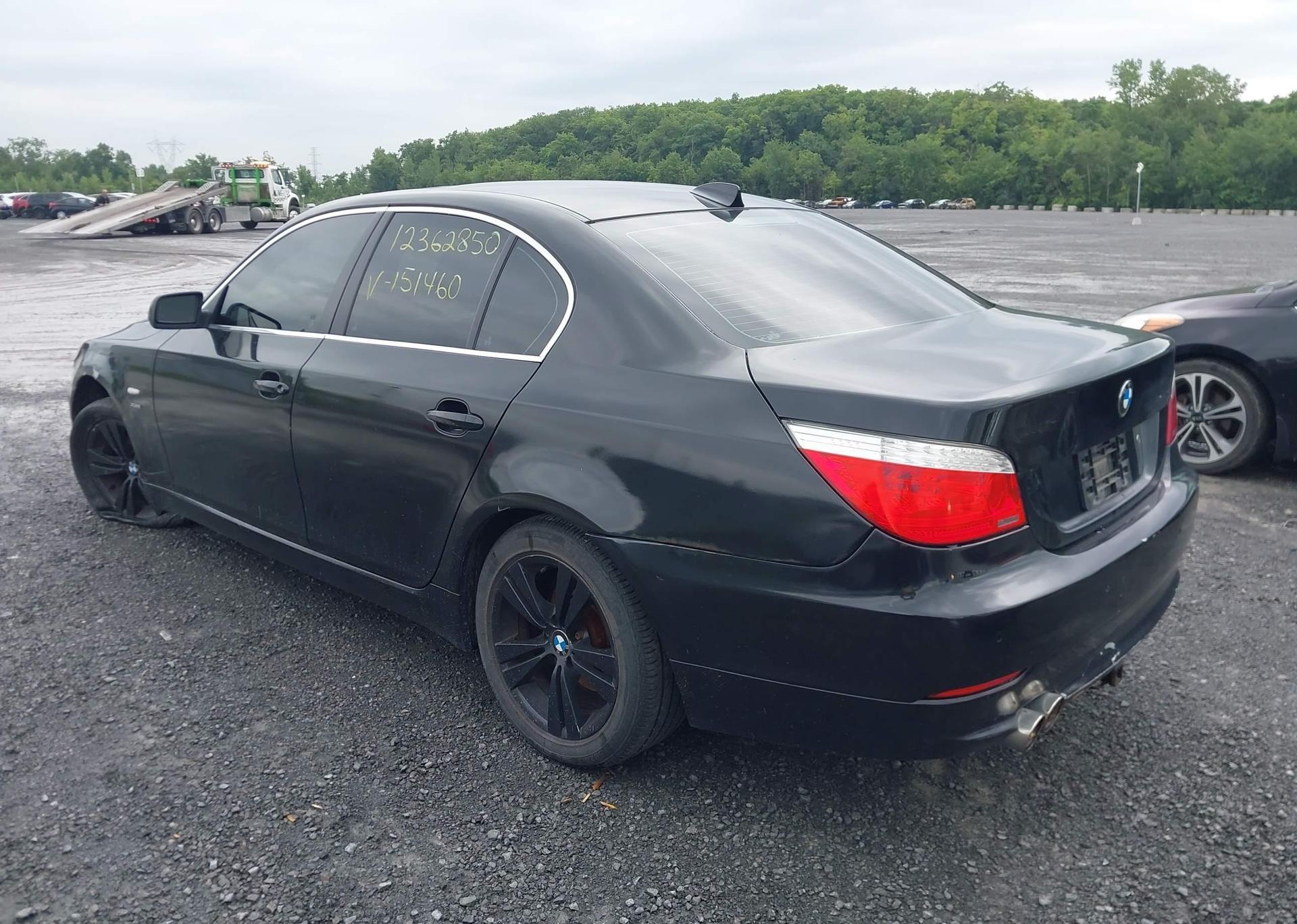 2009 BMW 528 XI