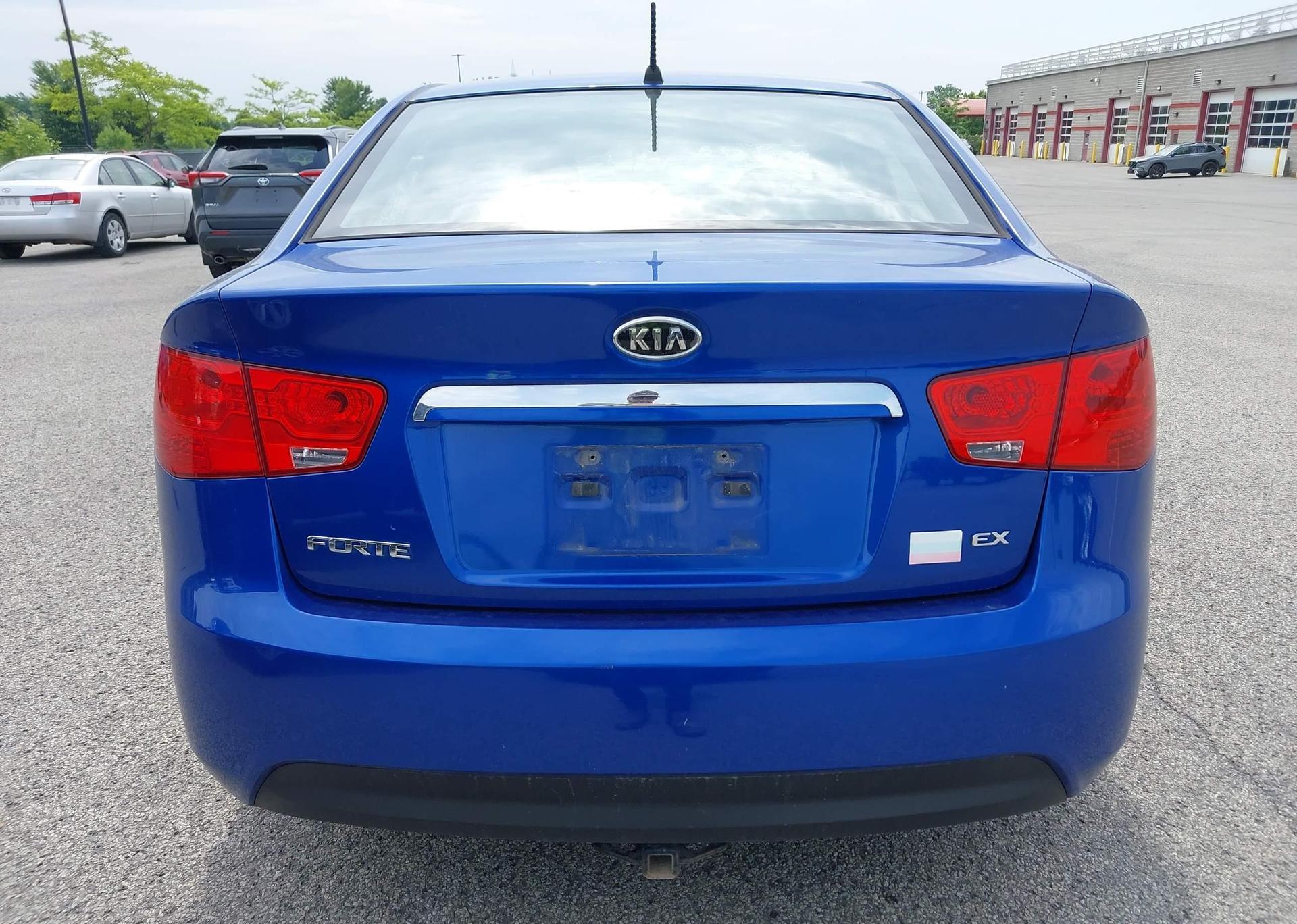 2010 KIA FORTE EX