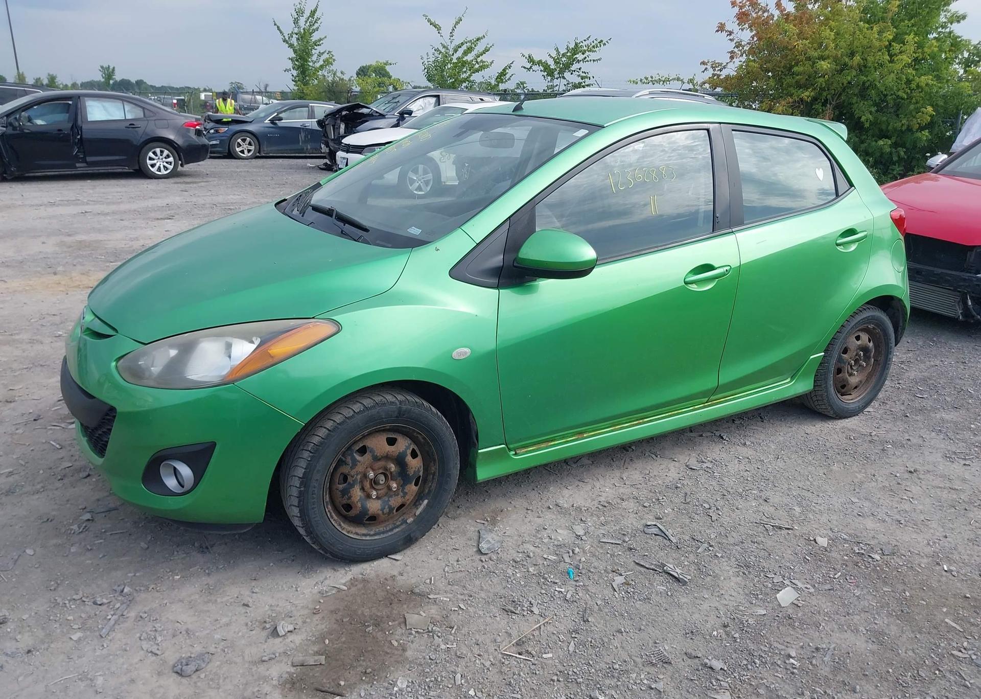 2011 MAZDA MAZDA2