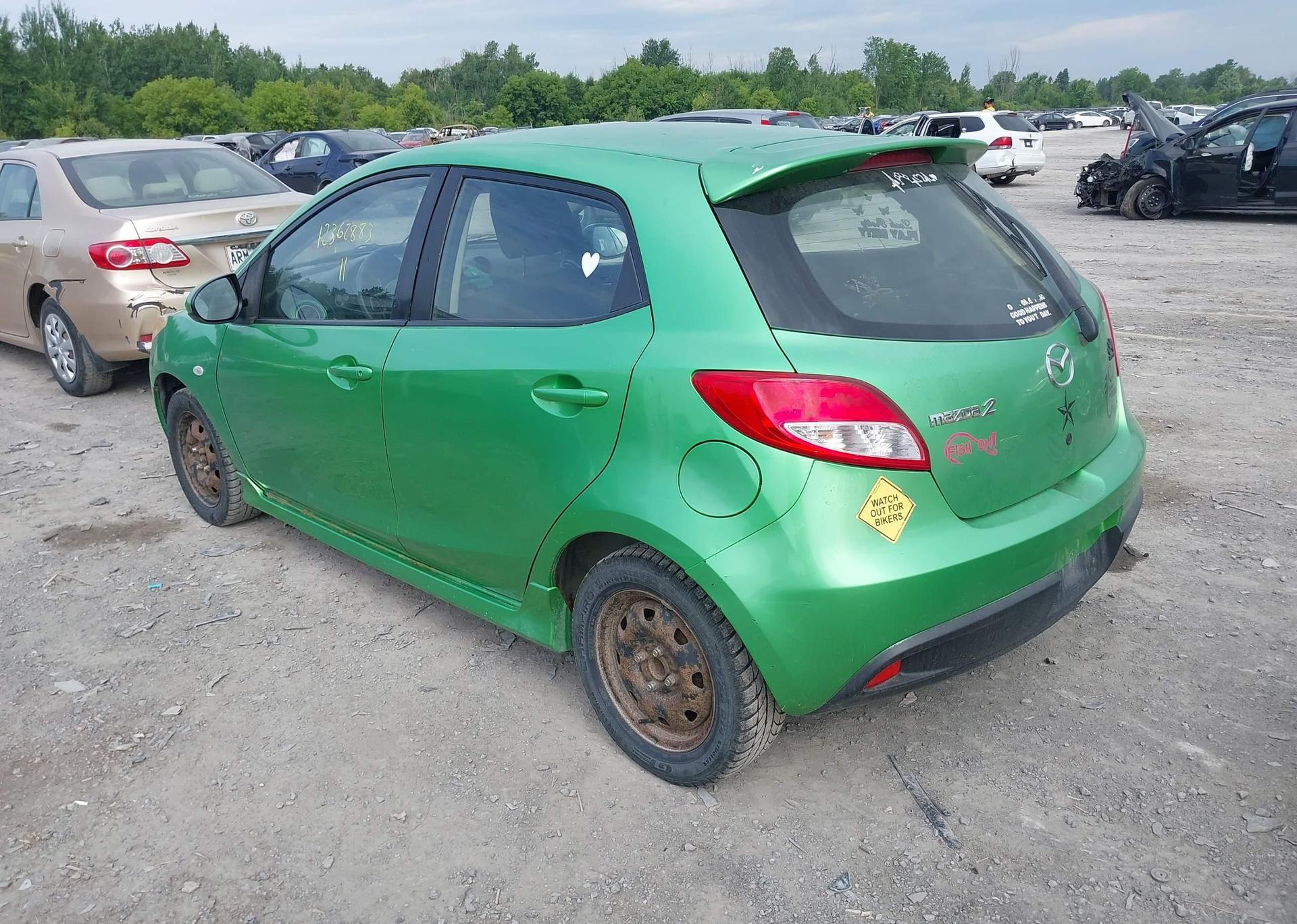 2011 MAZDA MAZDA2