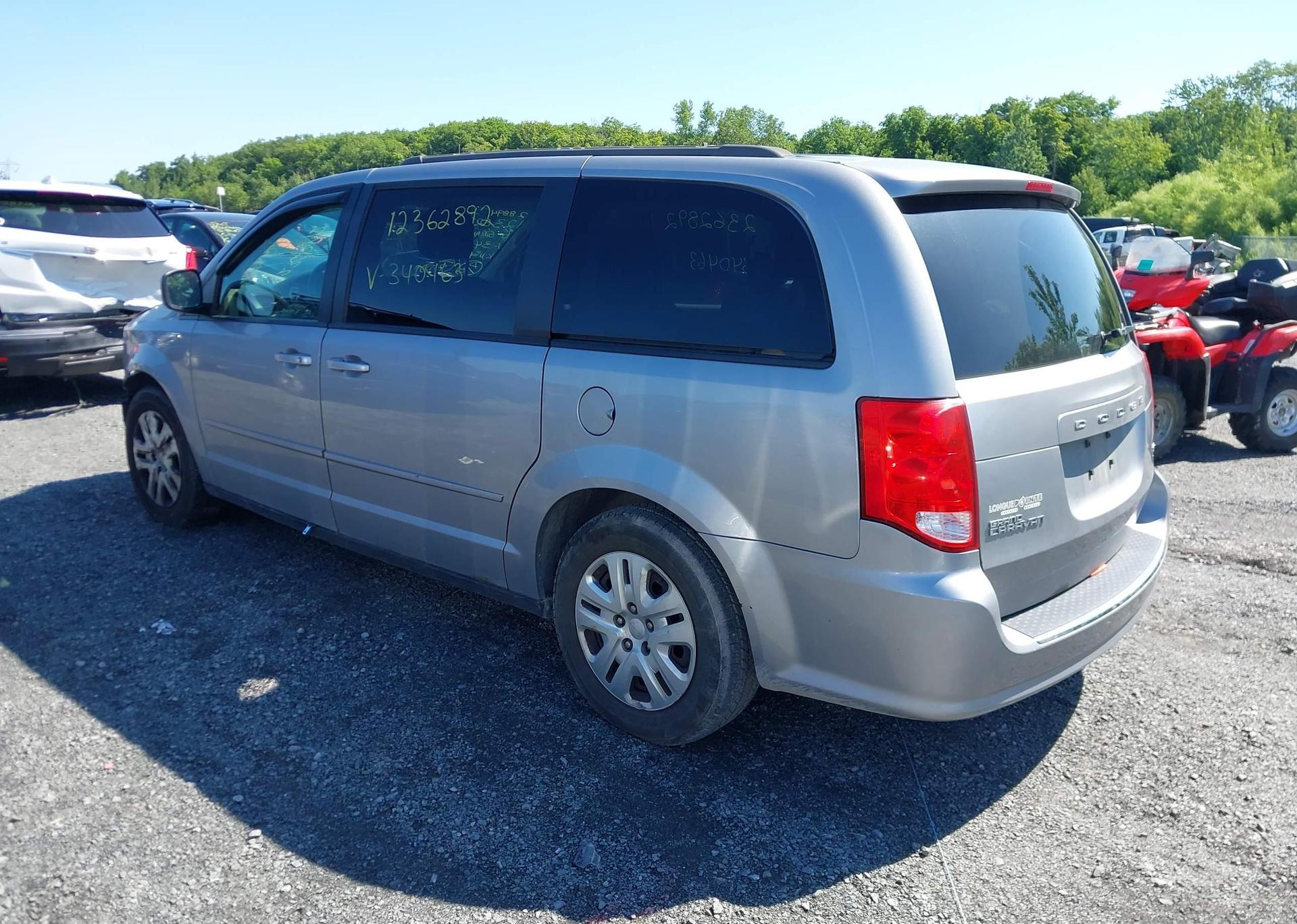 2016 DODGE GRAND CARAVAN SE