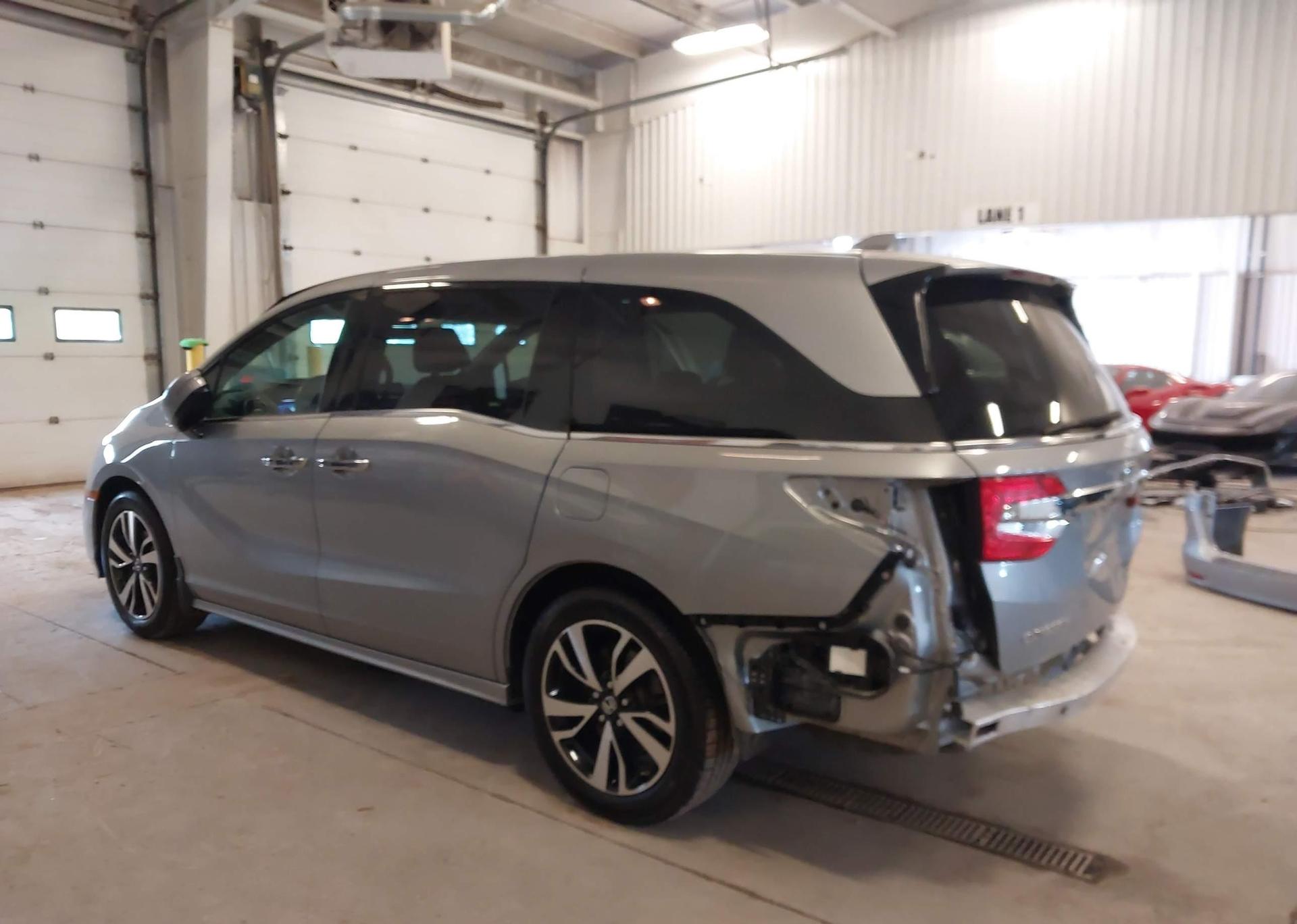 2018 HONDA ODYSSEY TOURING