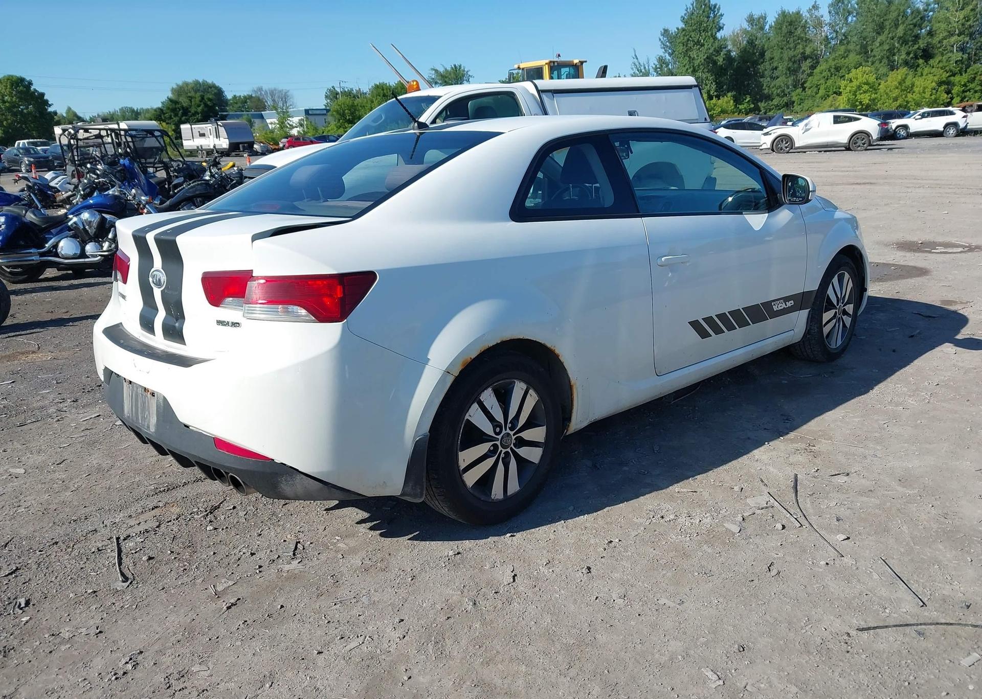 2013 KIA FORTE EX