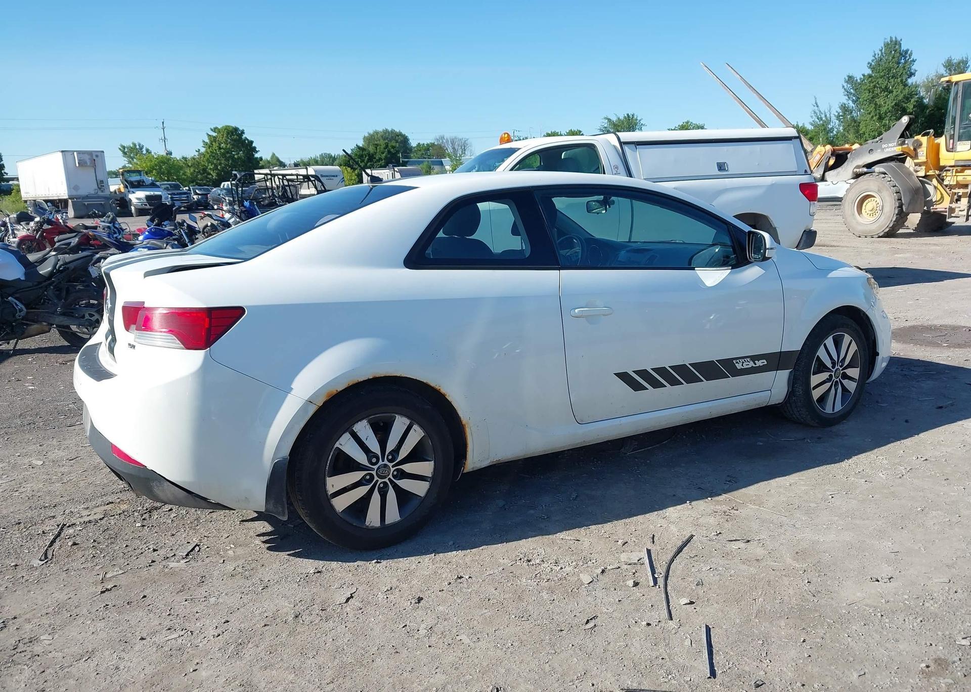 2013 KIA FORTE EX
