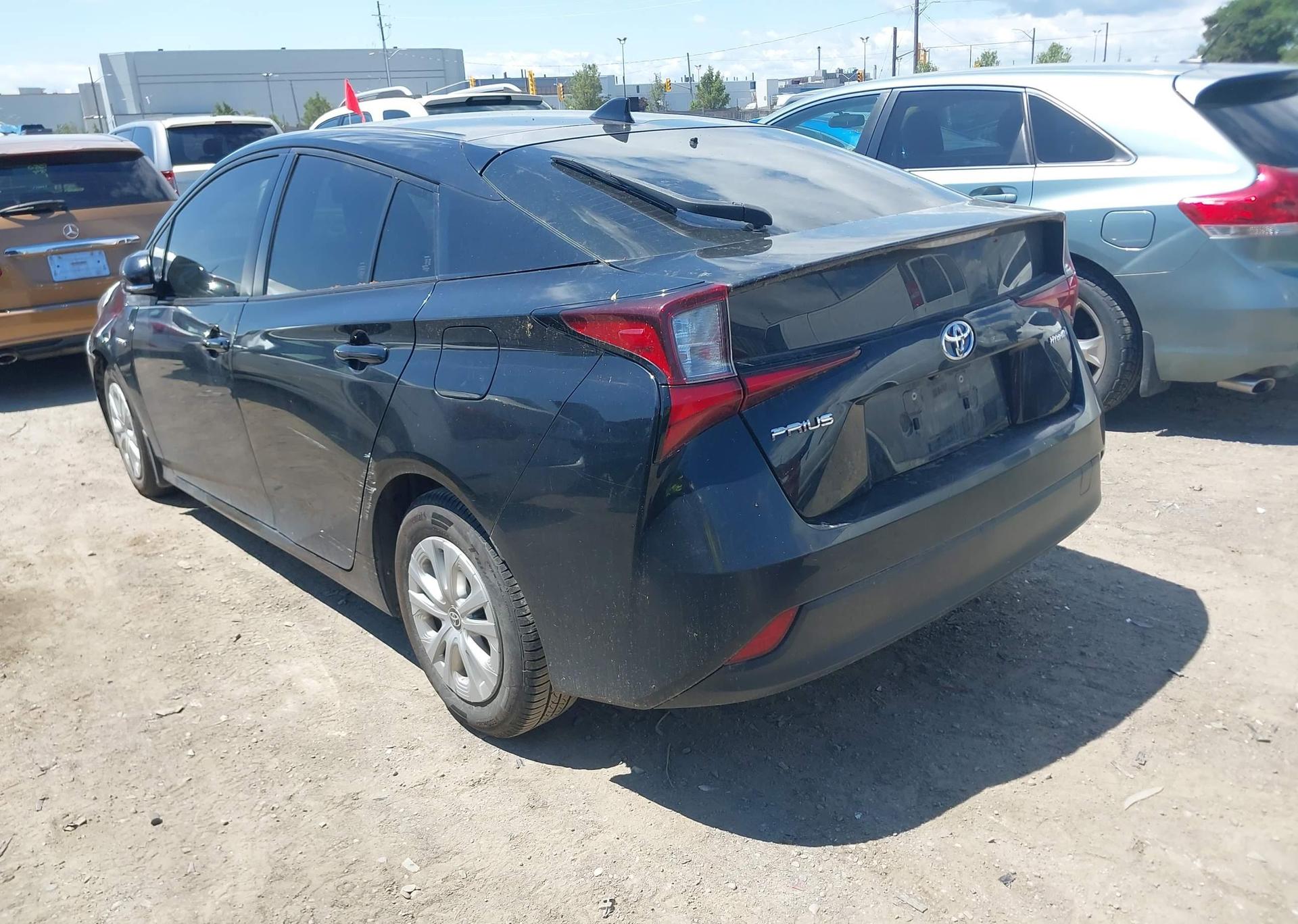 2019 TOYOTA PRIUS