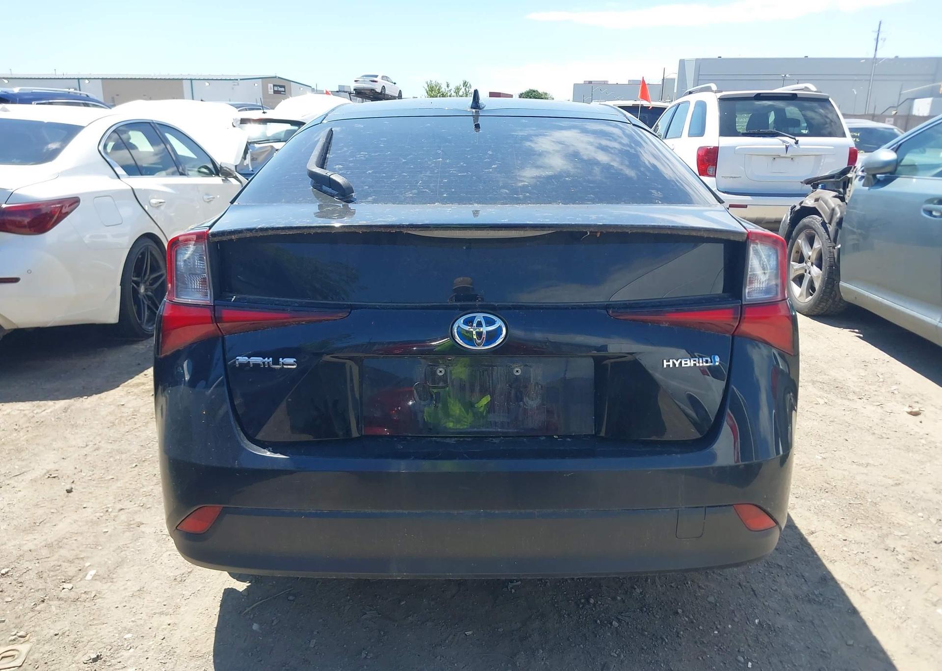 2019 TOYOTA PRIUS