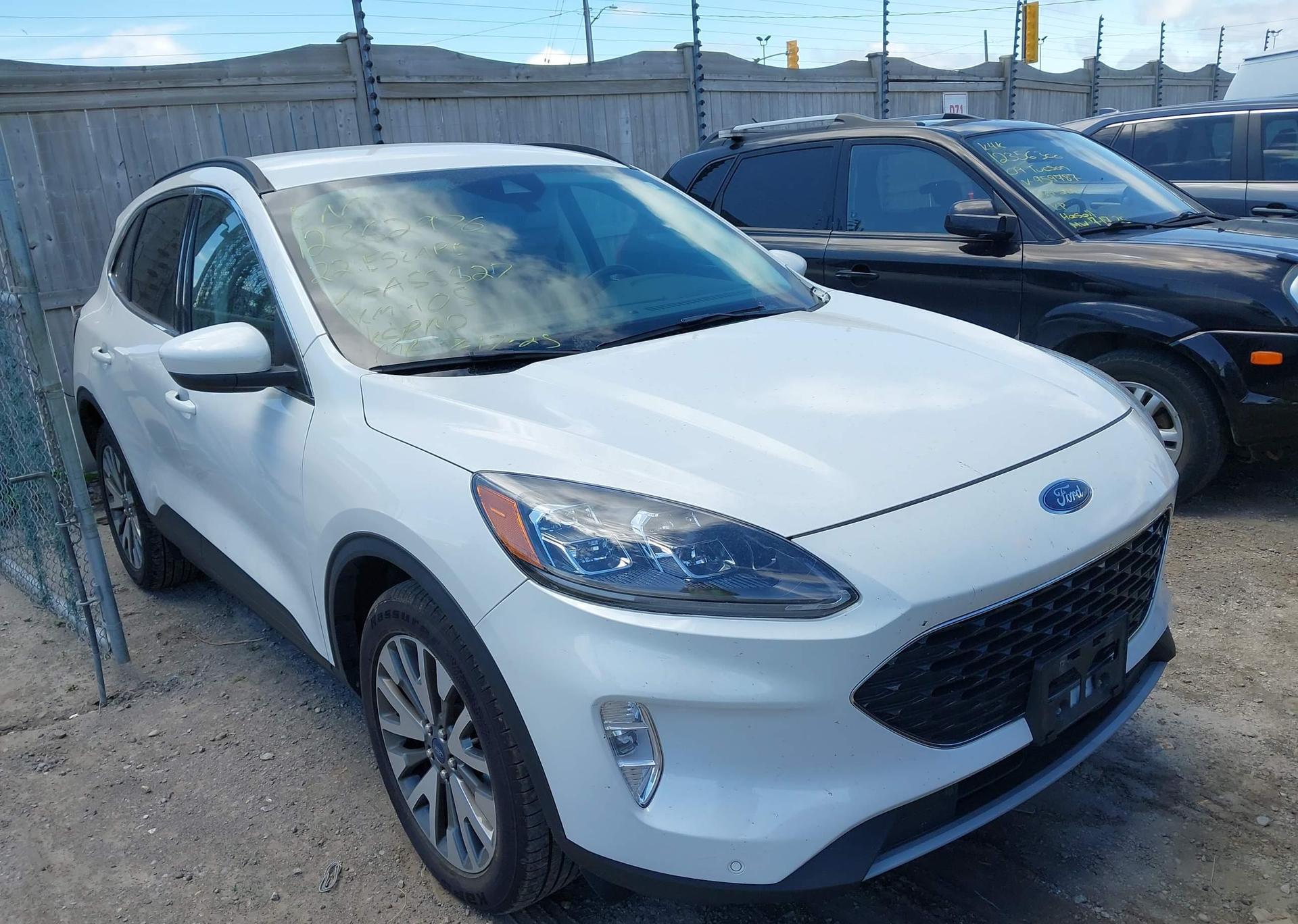 2022 FORD ESCAPE TITANIUM