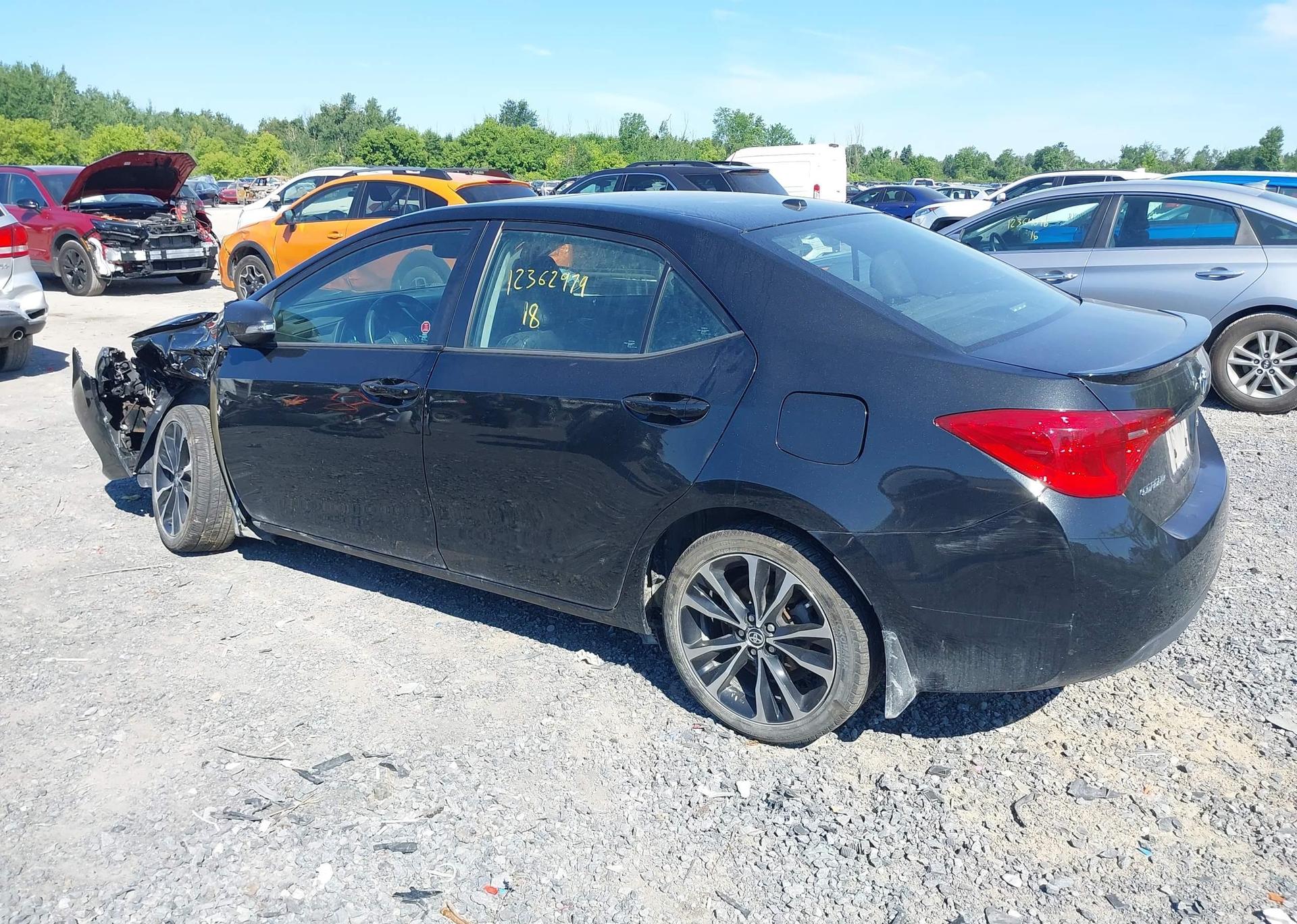2018 TOYOTA COROLLA