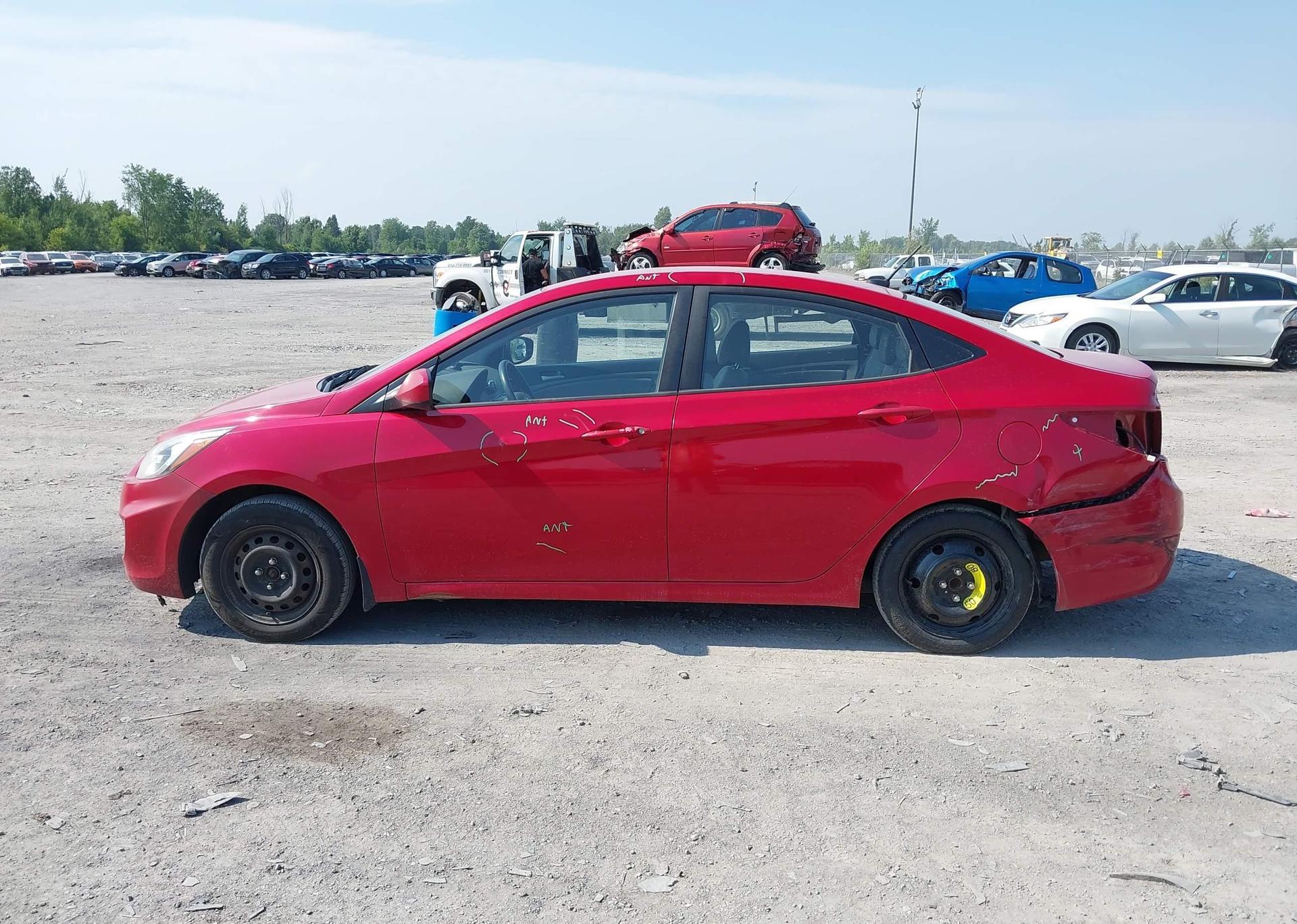 2016 HYUNDAI ACCENT GL