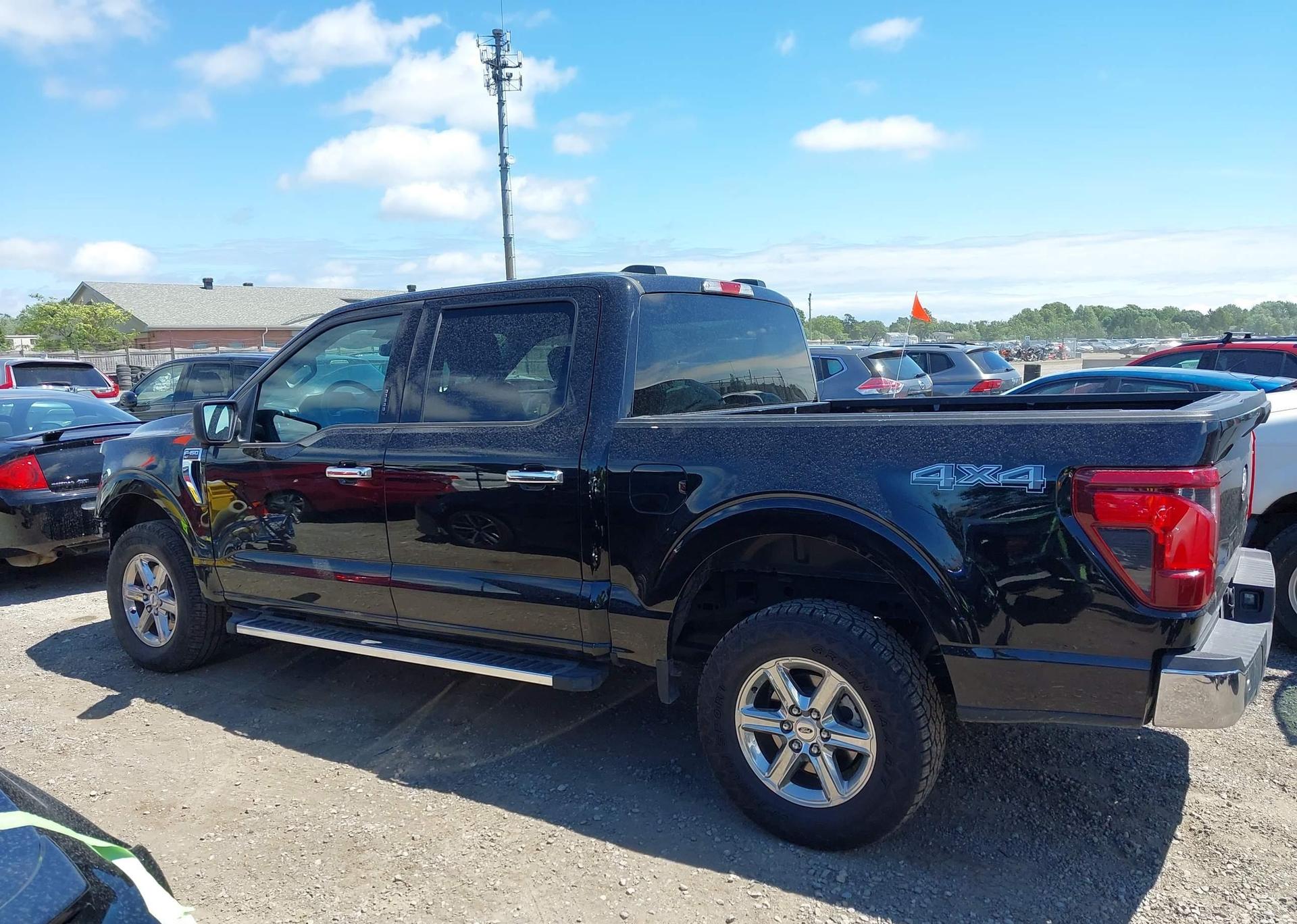 2024 FORD F150 XLT