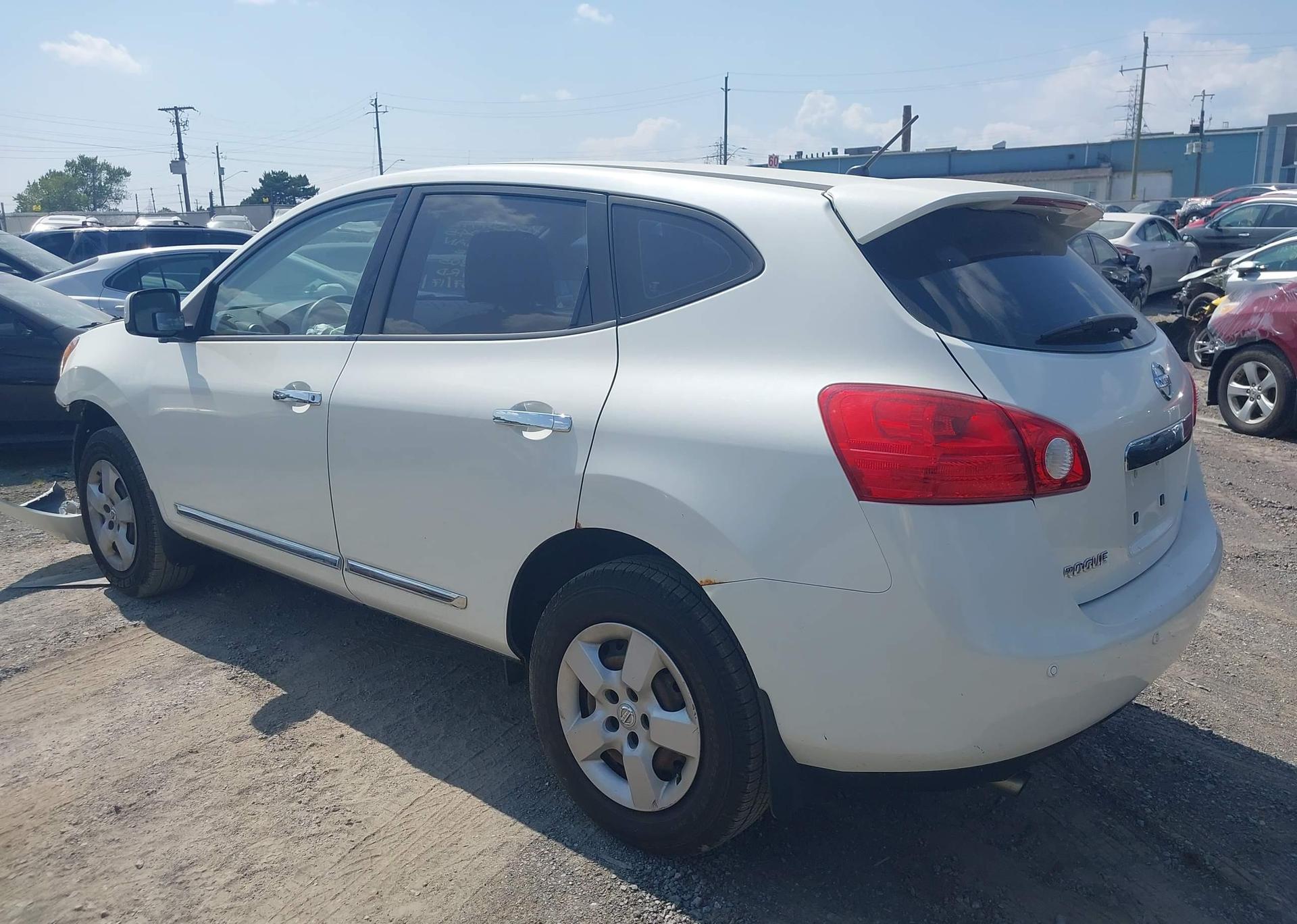 2011 NISSAN ROGUE S