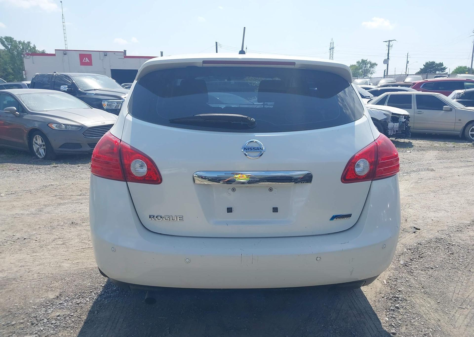 2011 NISSAN ROGUE S