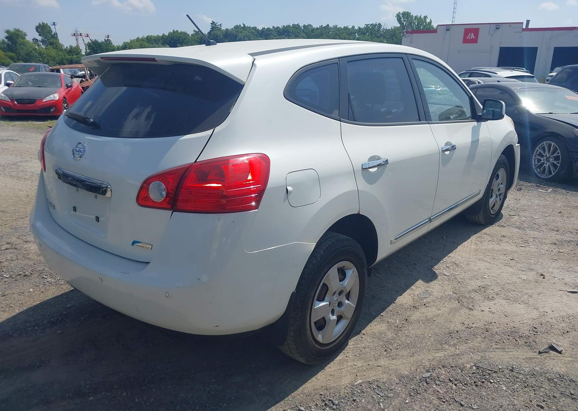2011 NISSAN ROGUE S