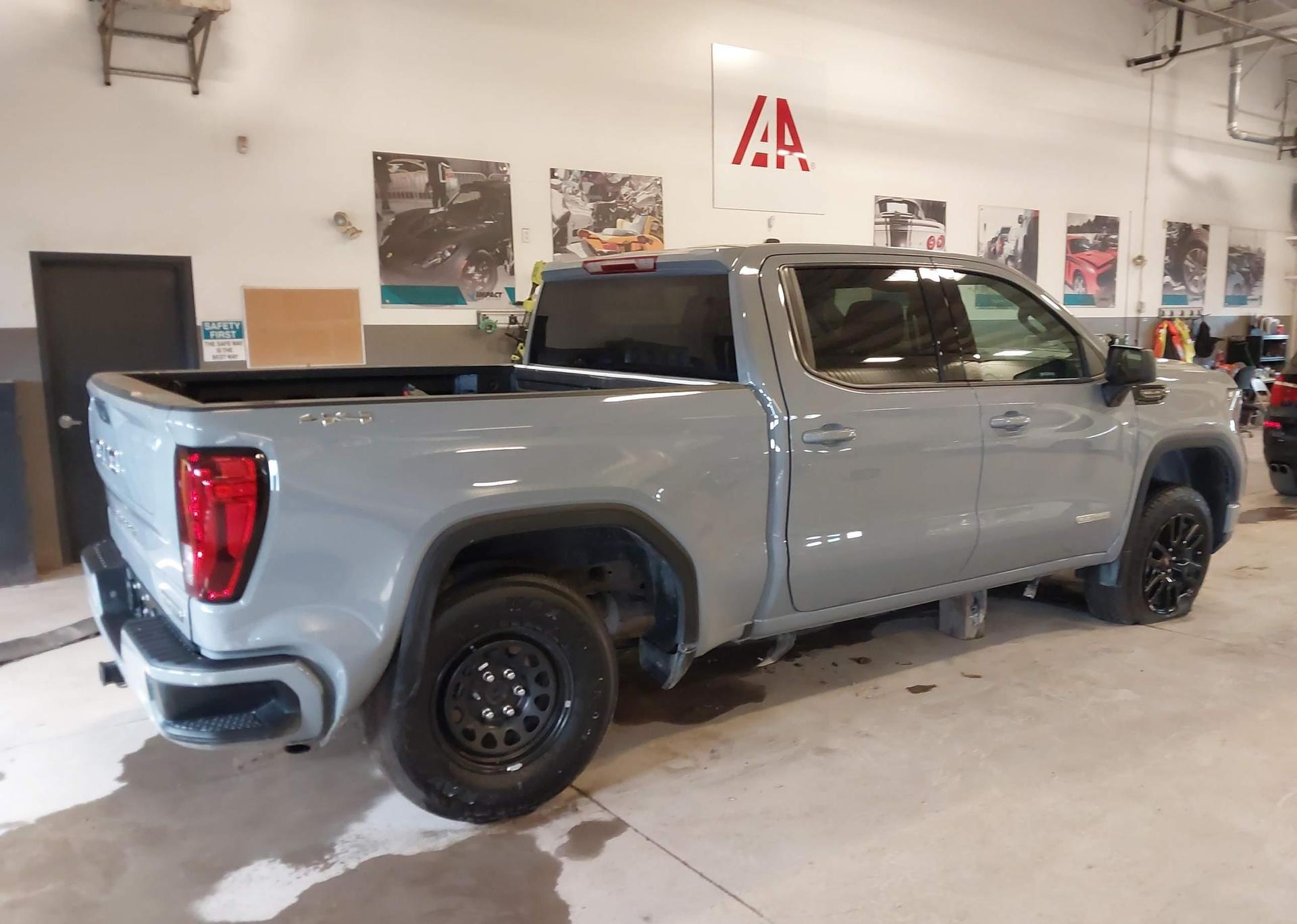 2024 GMC SIERRA K1500 ELEVATION