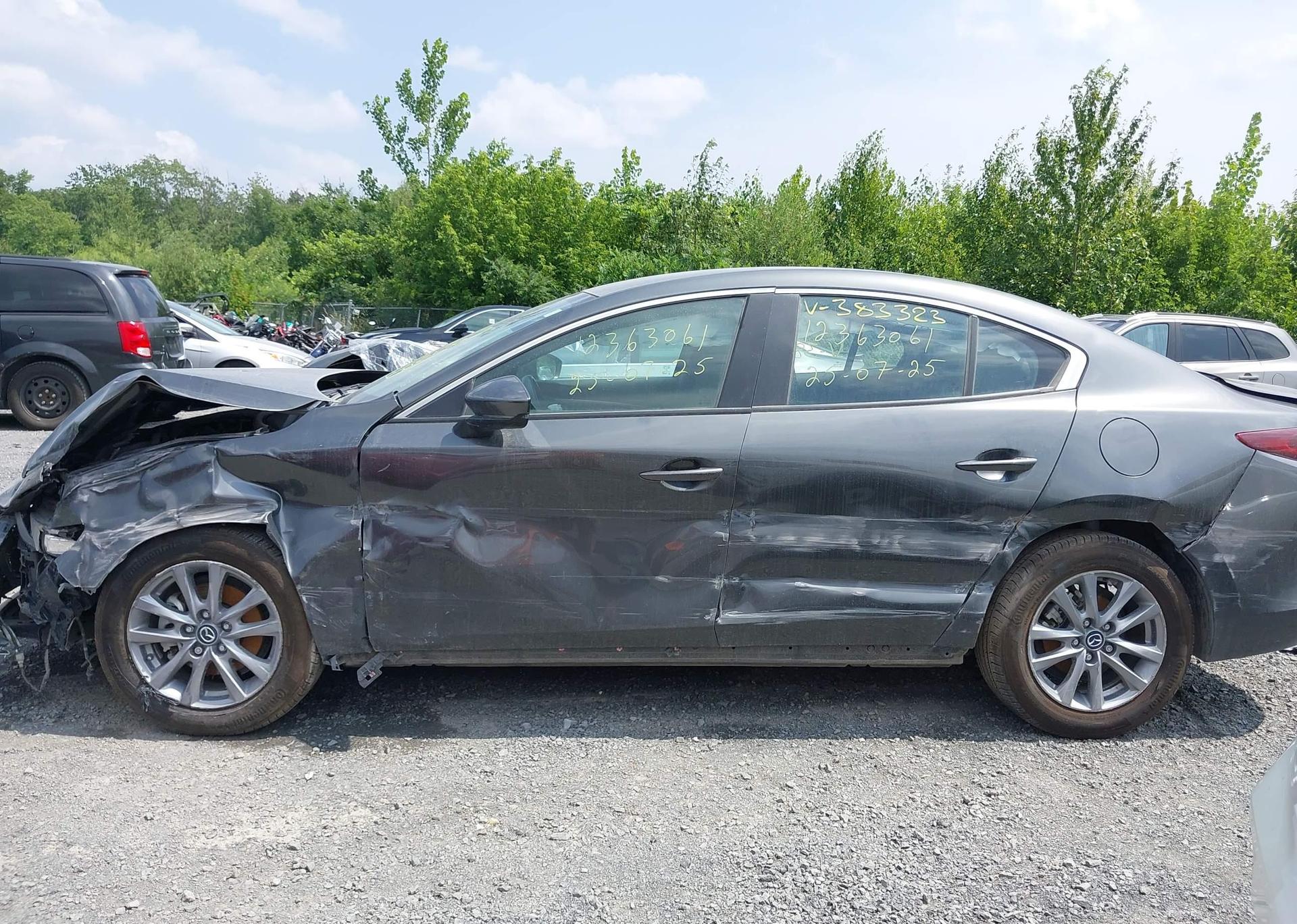 2023 MAZDA MAZDA3