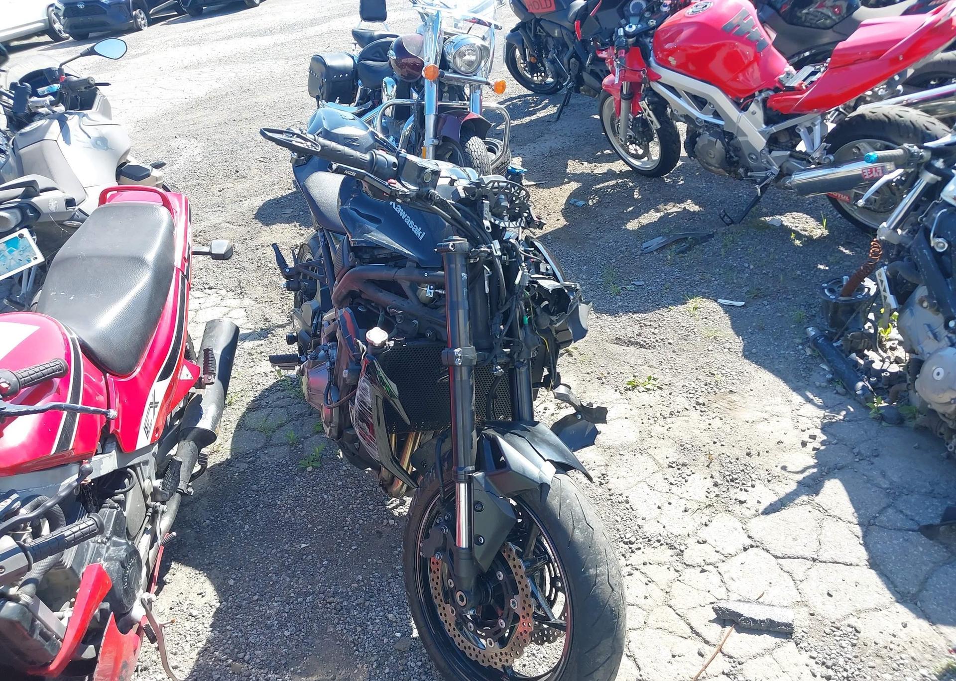 2017 KAWASAKI ZR900