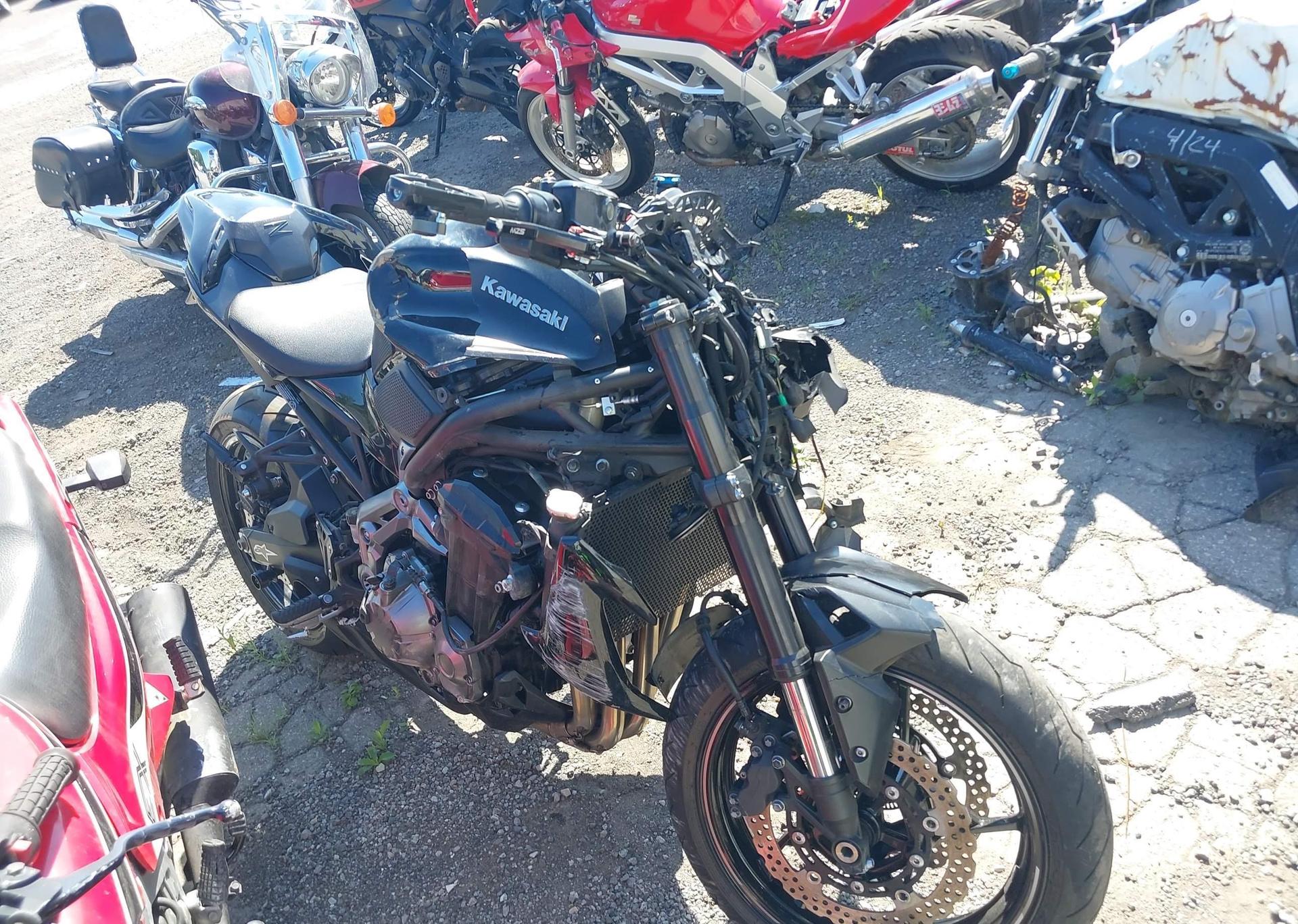 2017 KAWASAKI ZR900
