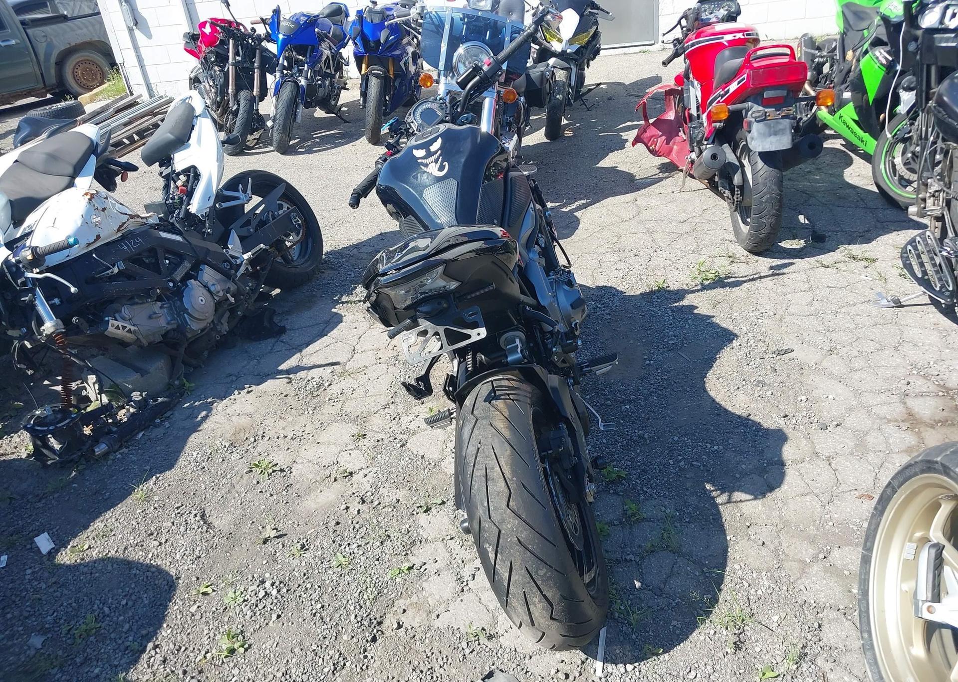2017 KAWASAKI ZR900