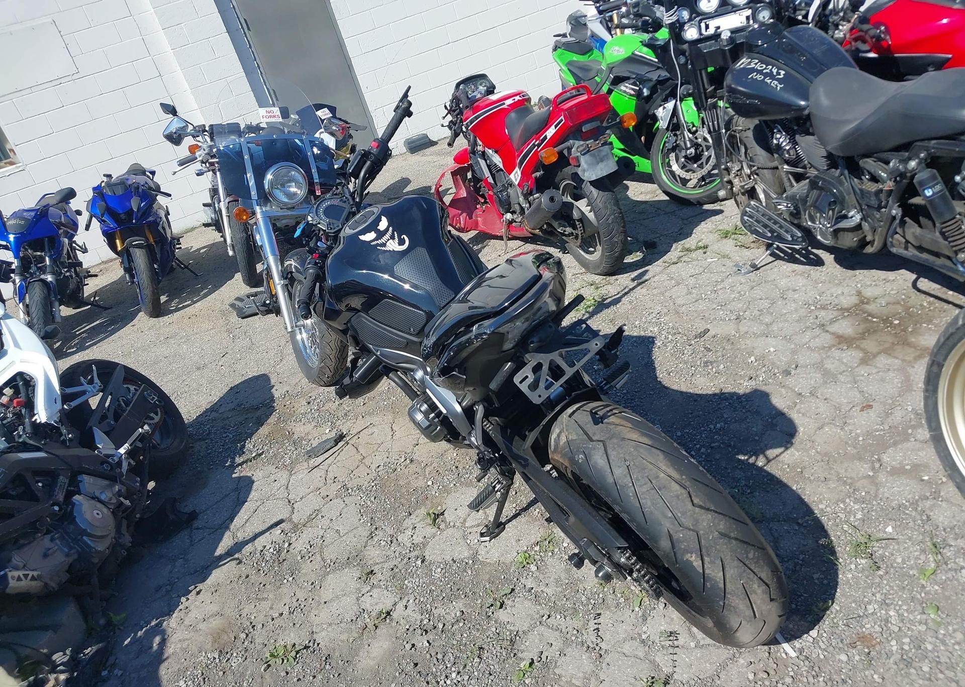 2017 KAWASAKI ZR900