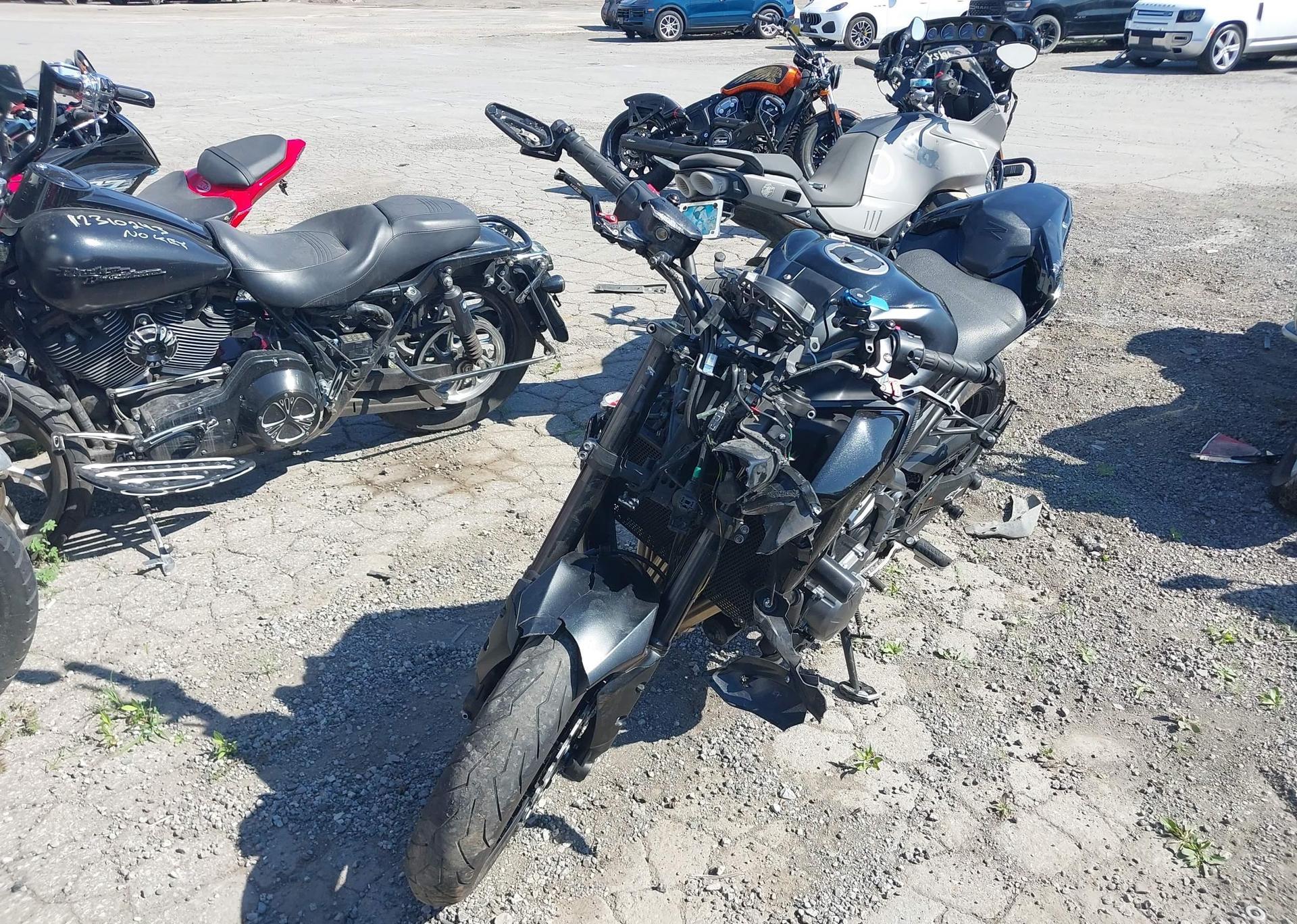 2017 KAWASAKI ZR900