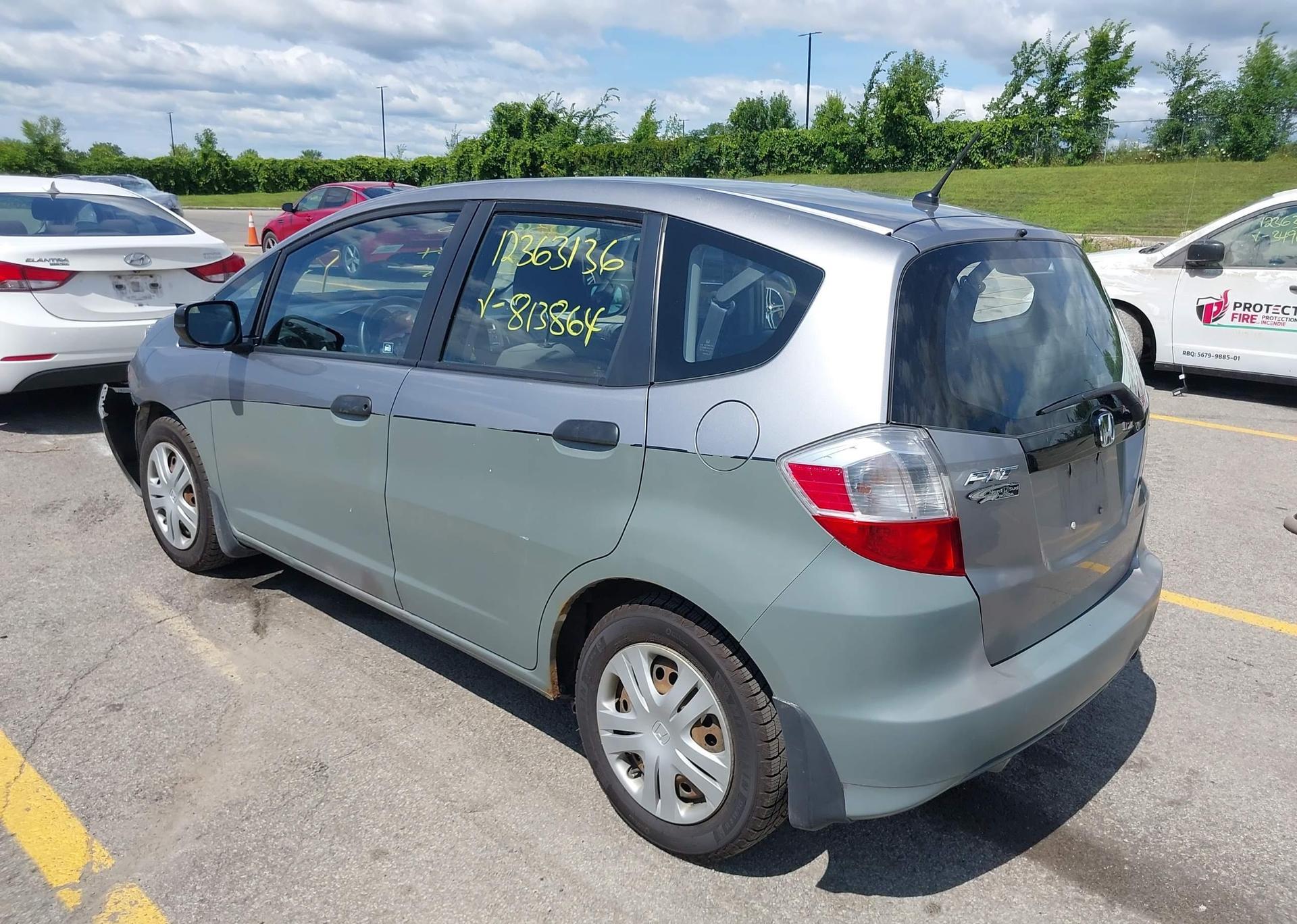 2009 HONDA FIT
