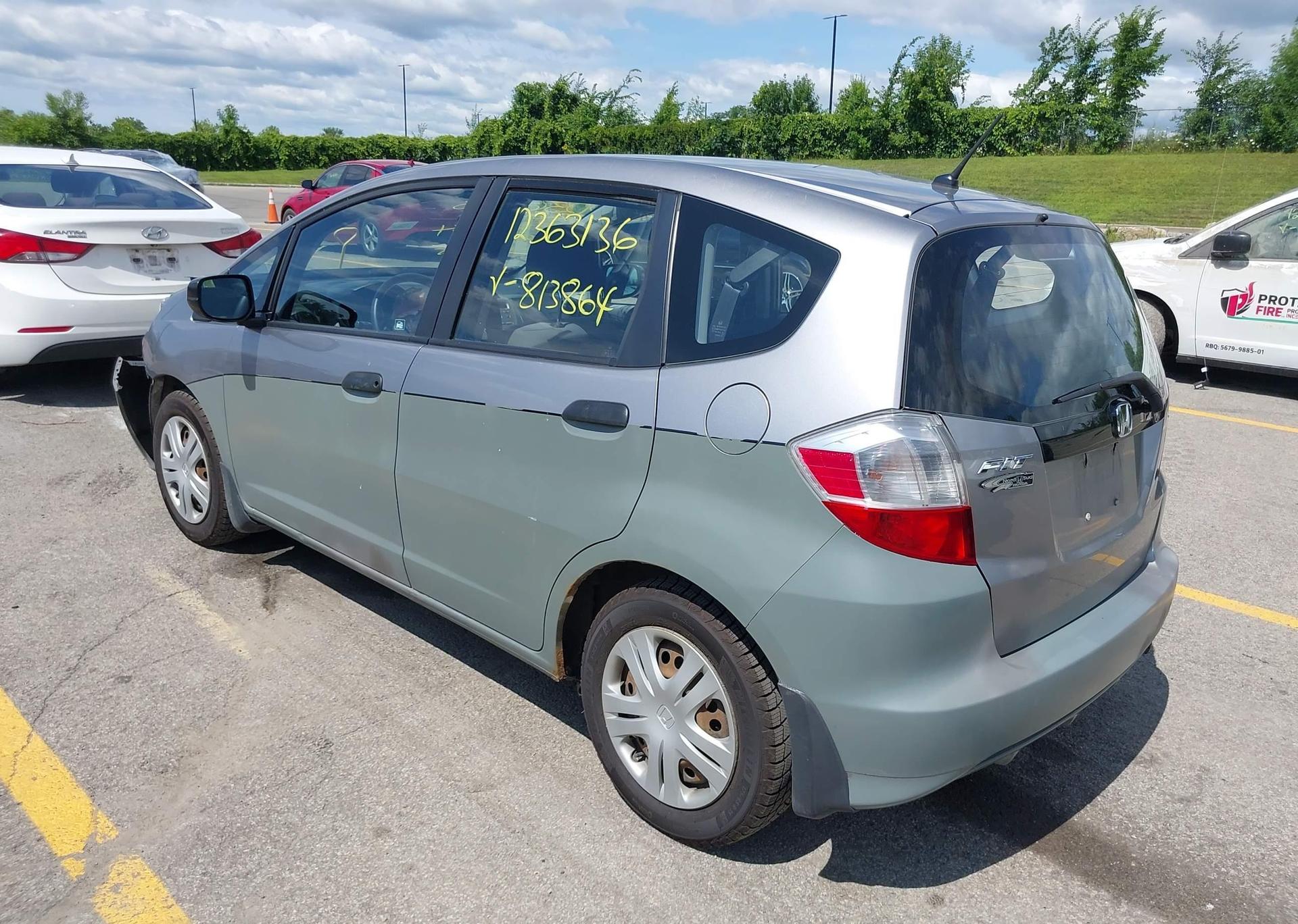 2009 HONDA FIT