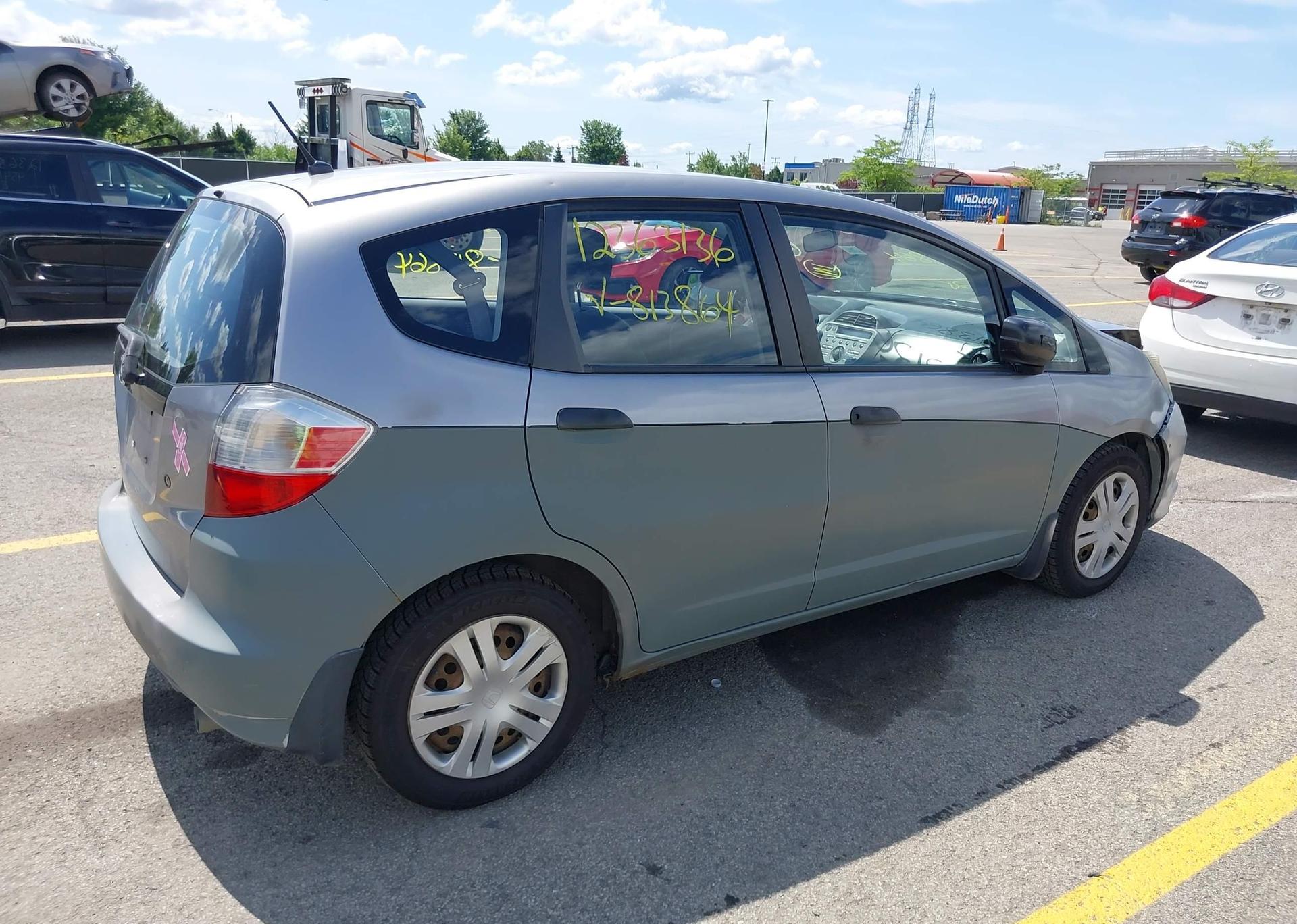 2009 HONDA FIT