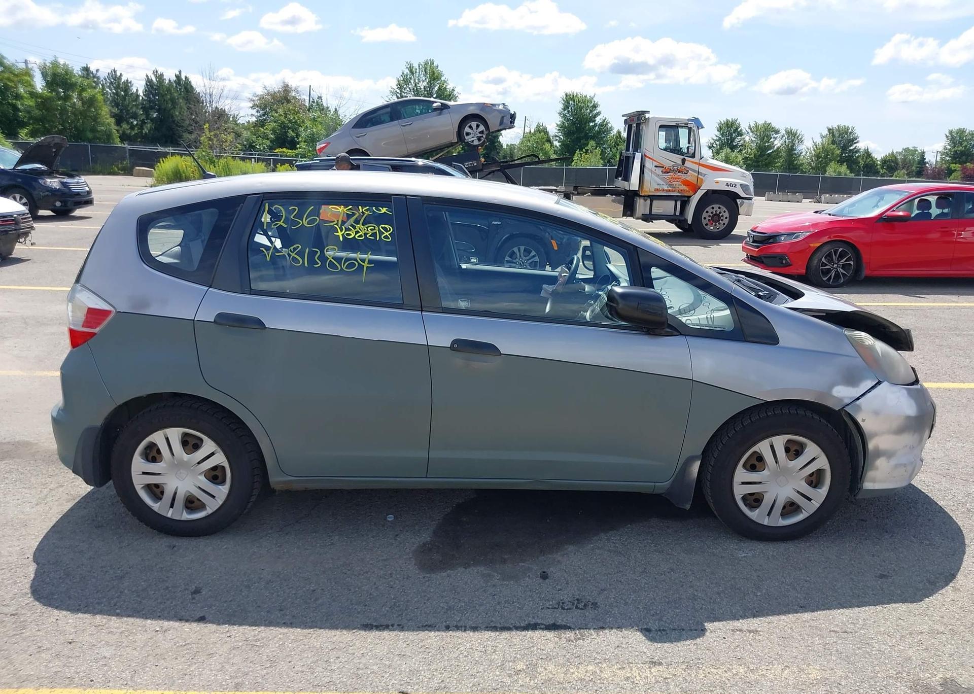 2009 HONDA FIT