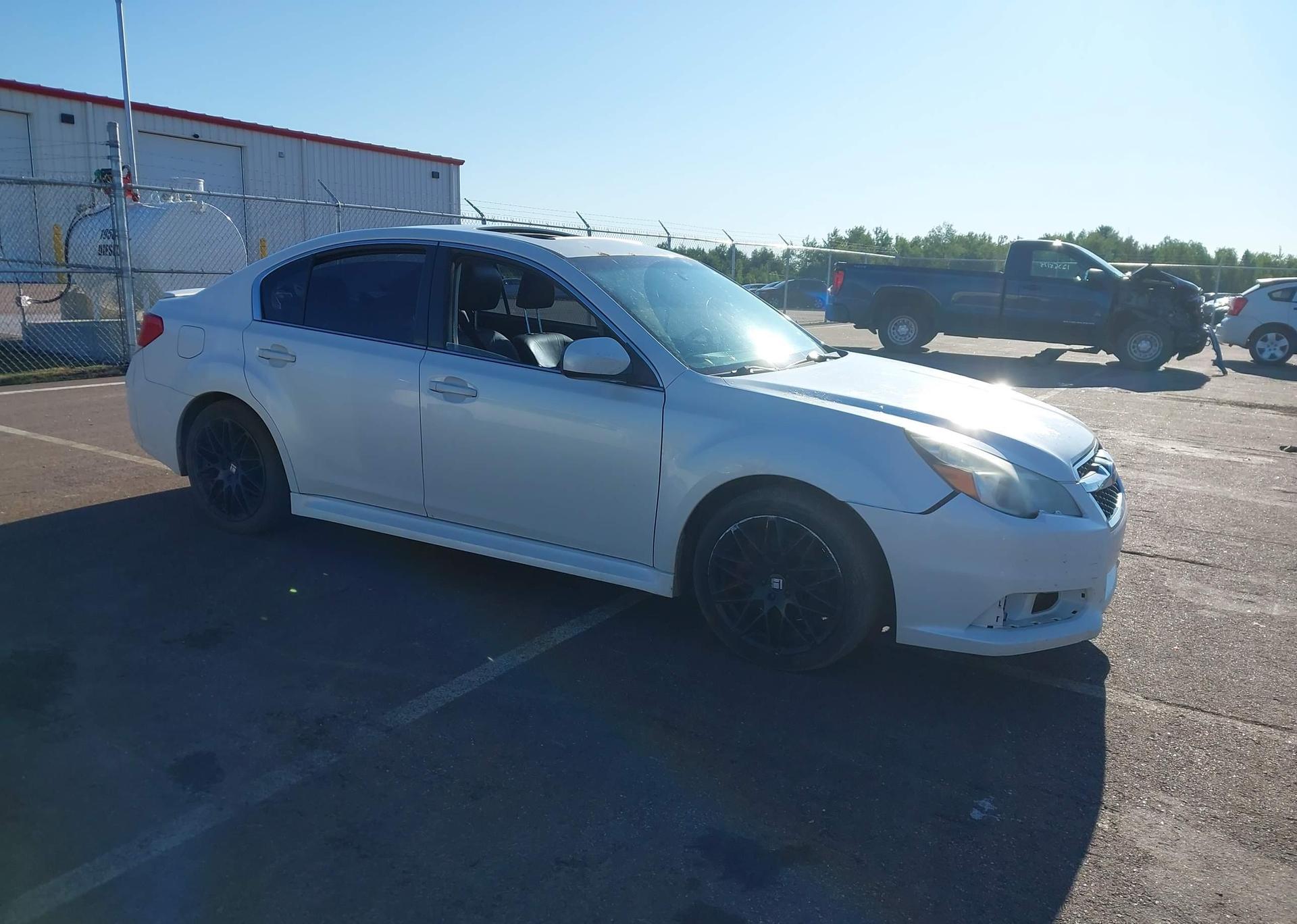 2014 SUBARU LEGACY 3.6R LIMITED