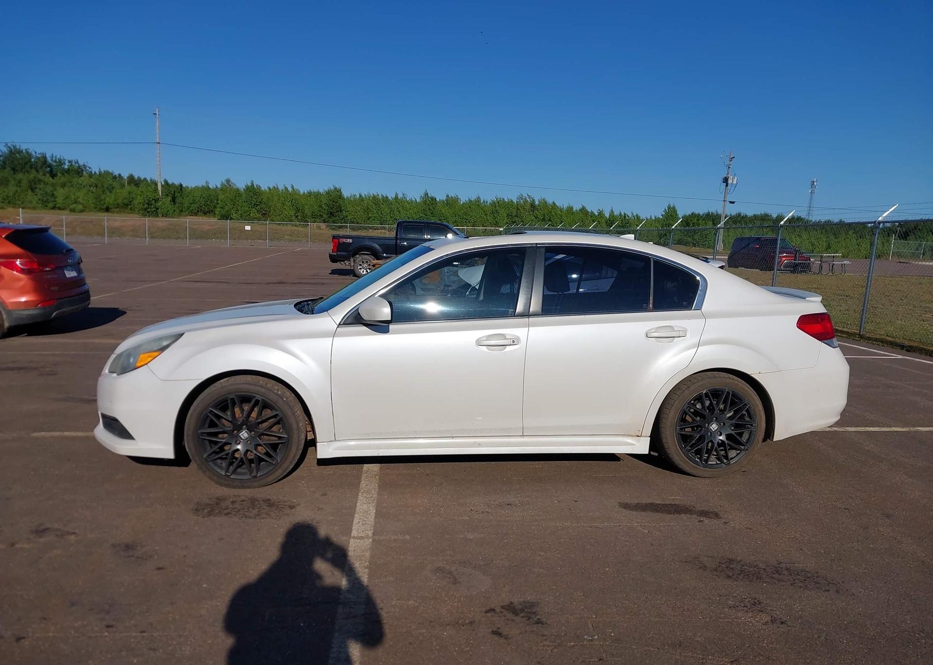 2014 SUBARU LEGACY 3.6R LIMITED