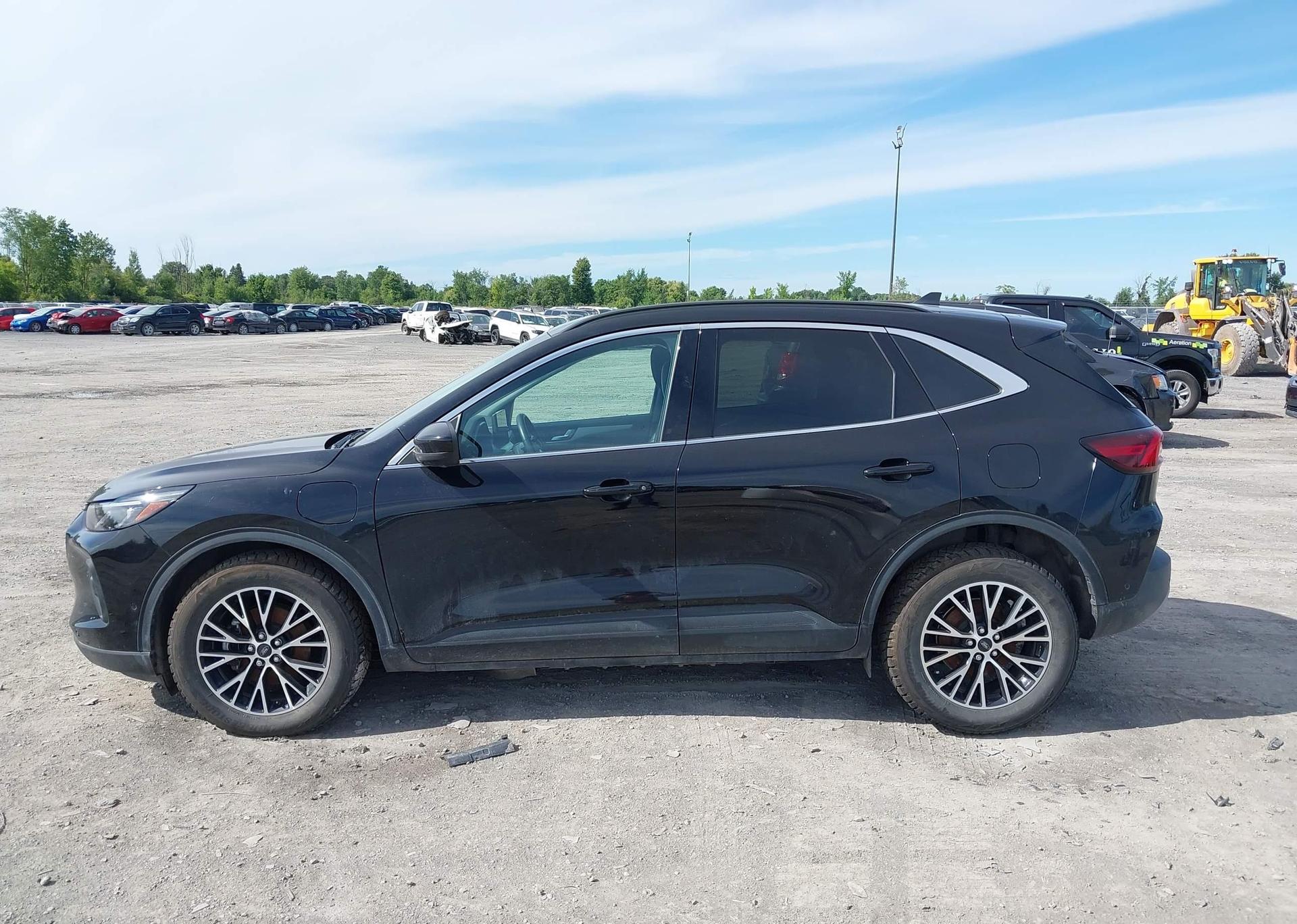 2024 FORD ESCAPE