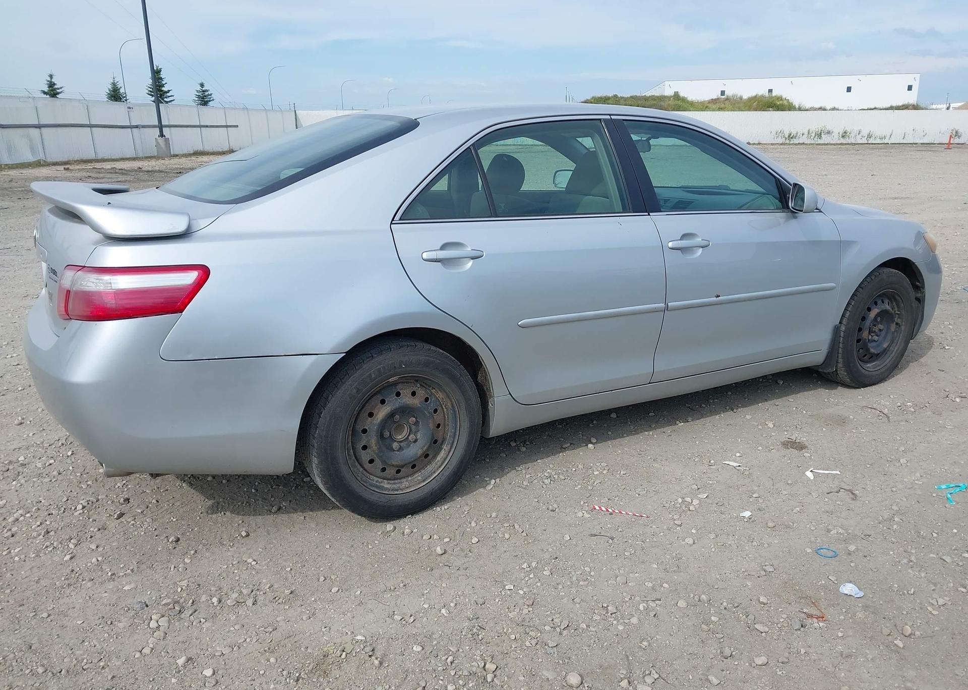 2007 TOYOTA CAMRY LE